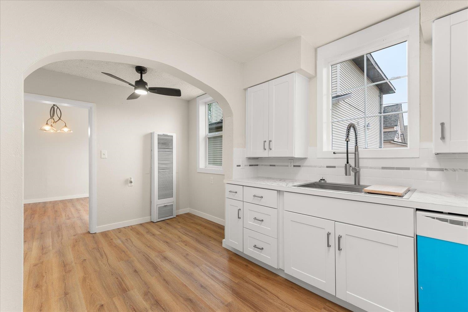 417/419 E MONTGOMERY Ave - Photo 8