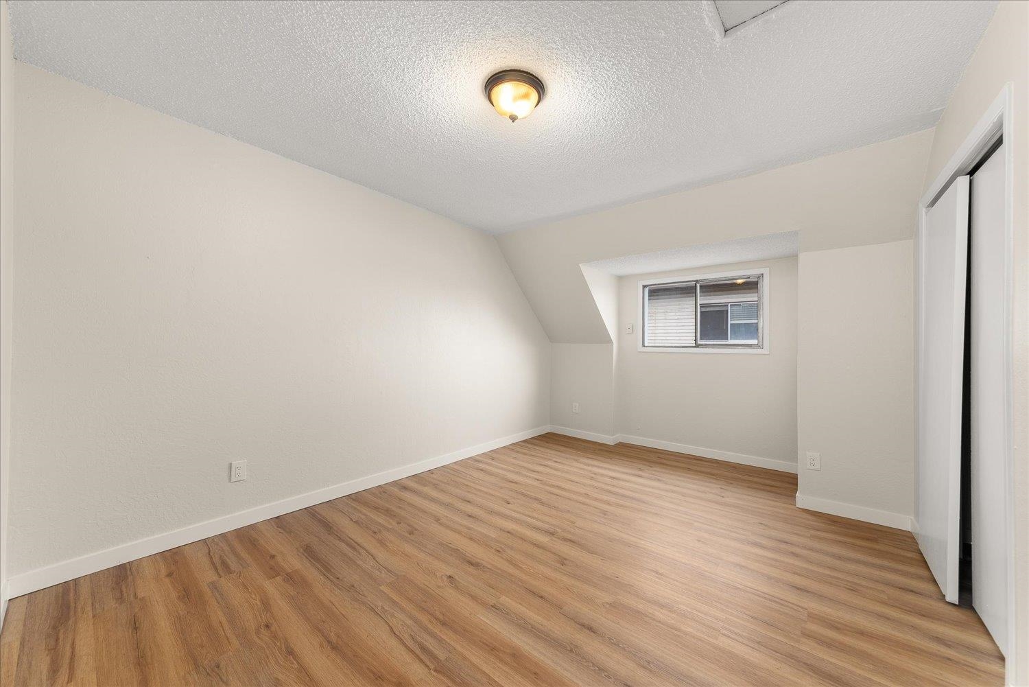 417/419 E MONTGOMERY Ave - Photo 16