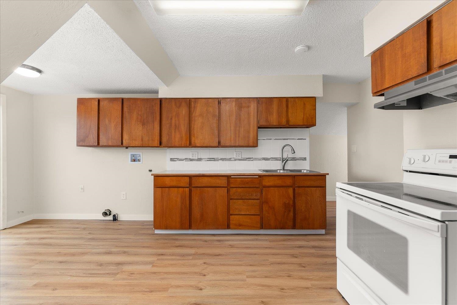 417/419 E MONTGOMERY Ave - Photo 18