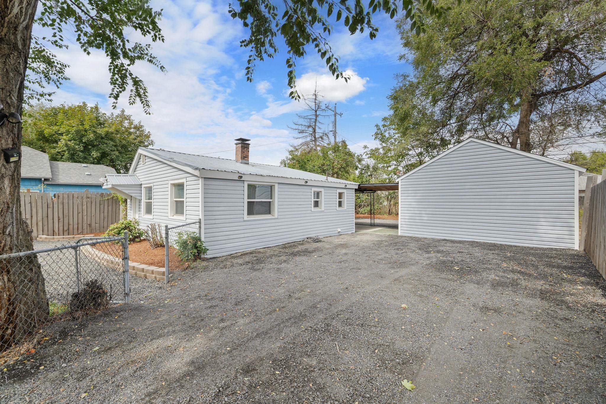 4513 E 3rd Ave - Photo 16