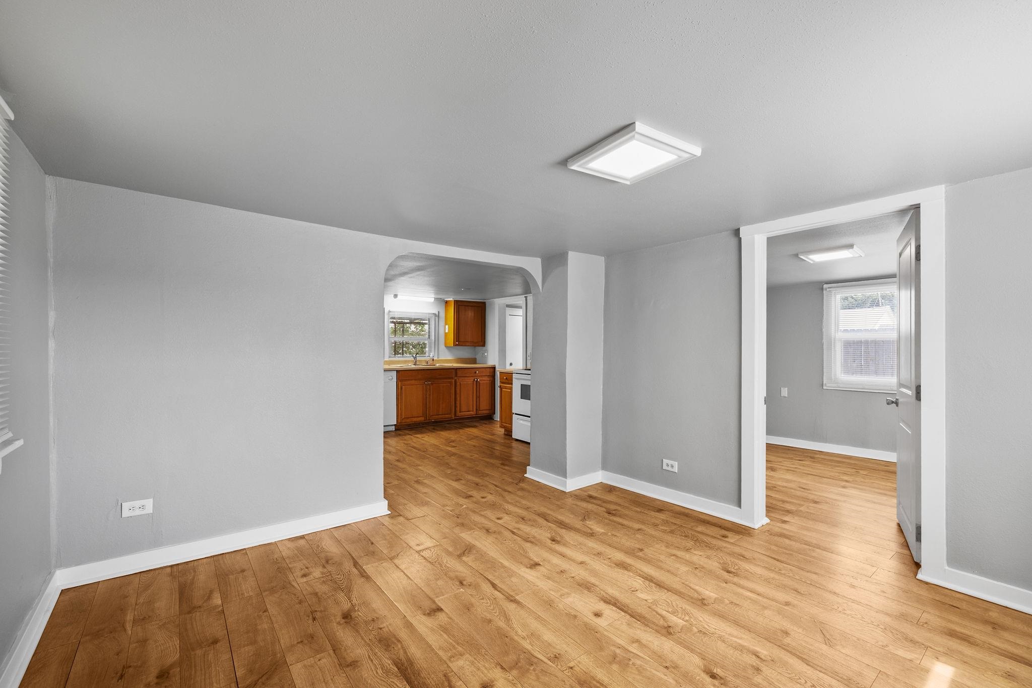 4513 E 3rd Ave - Photo 3
