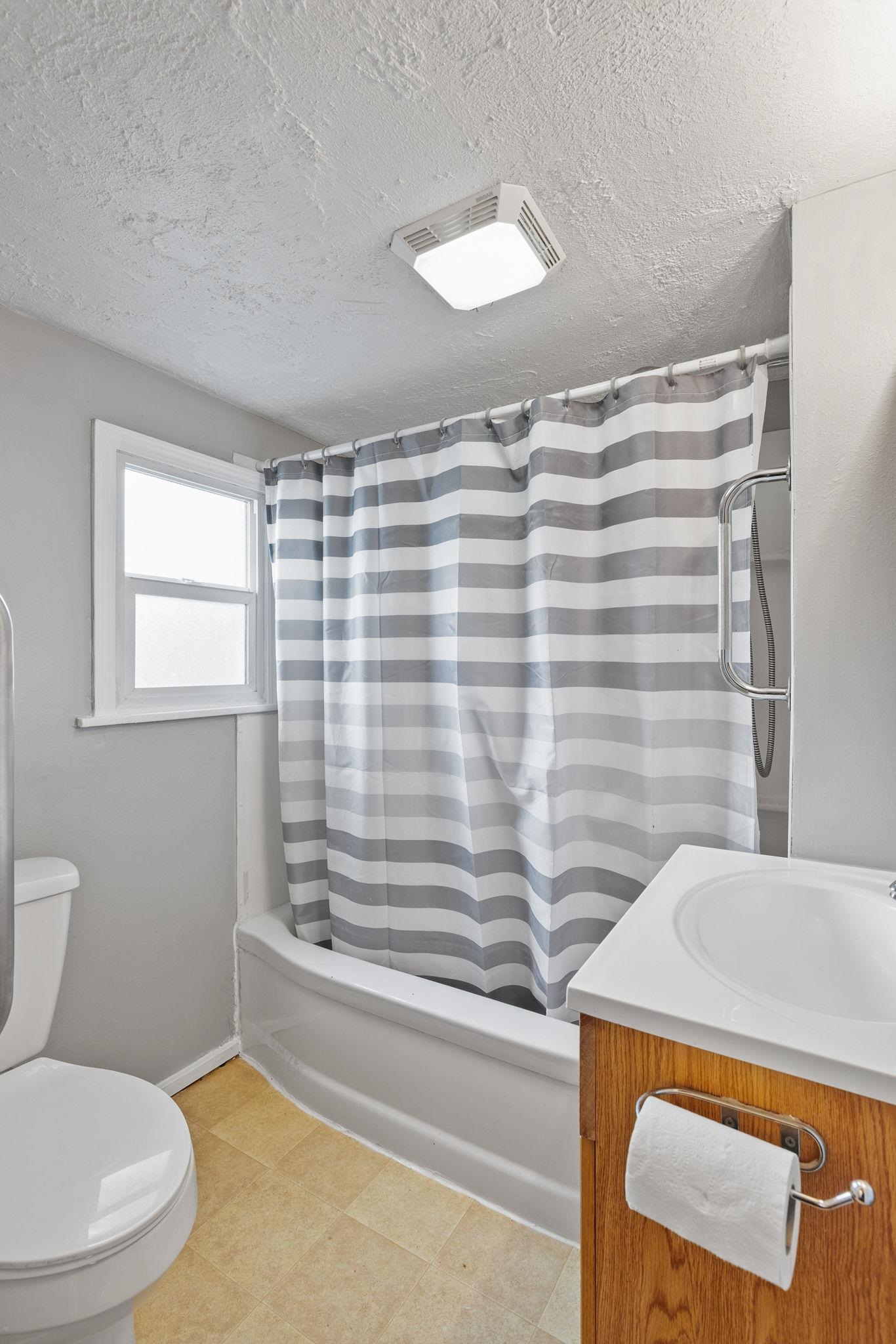 4513 E 3rd Ave - Photo 11