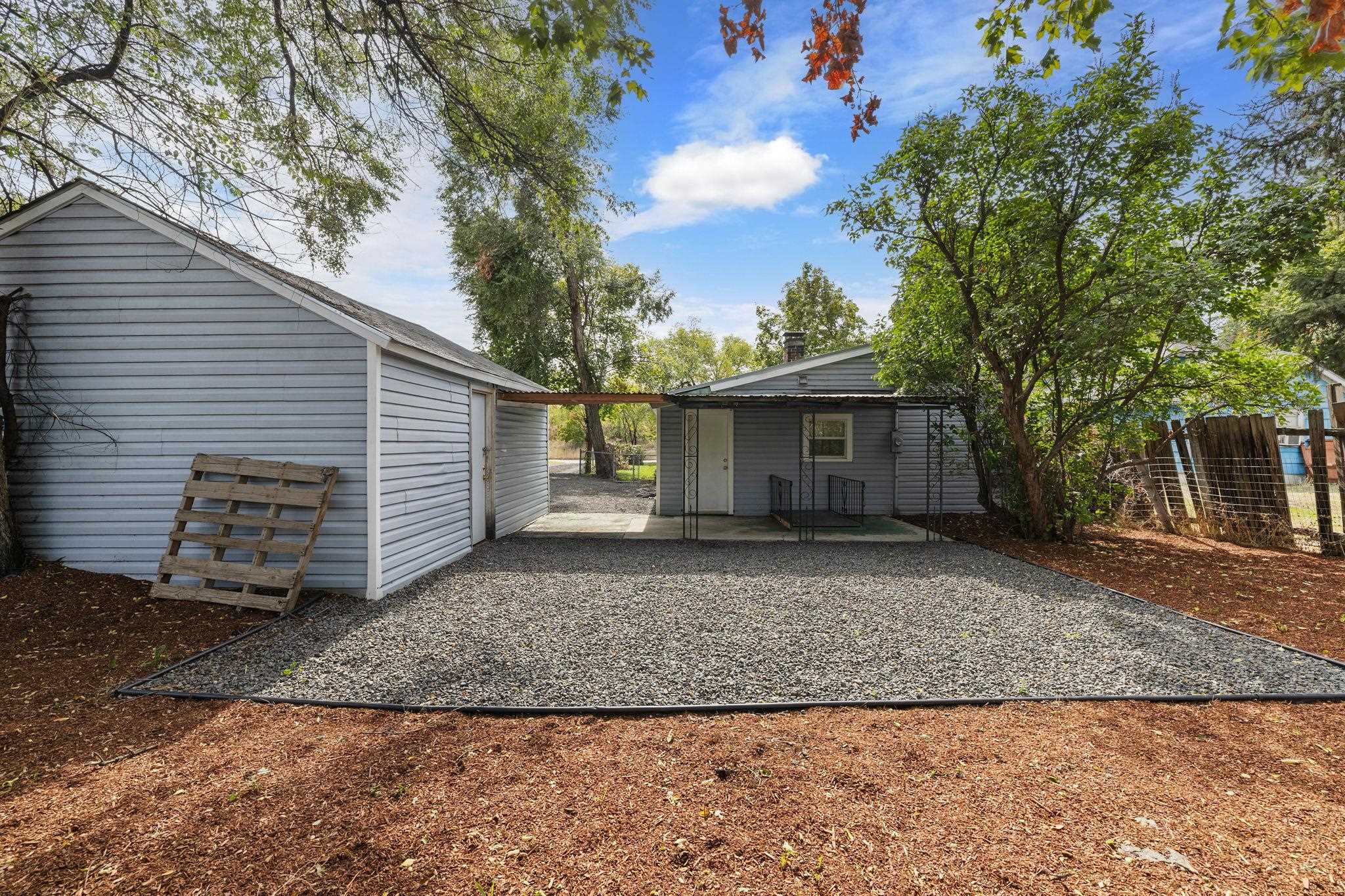 4513 E 3rd Ave - Photo 19