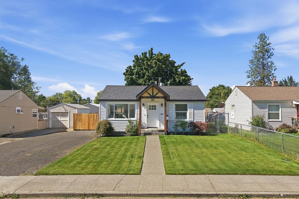 5629 N Milton St - Photo 2