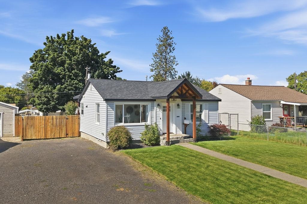 5629 N Milton St - Photo 3
