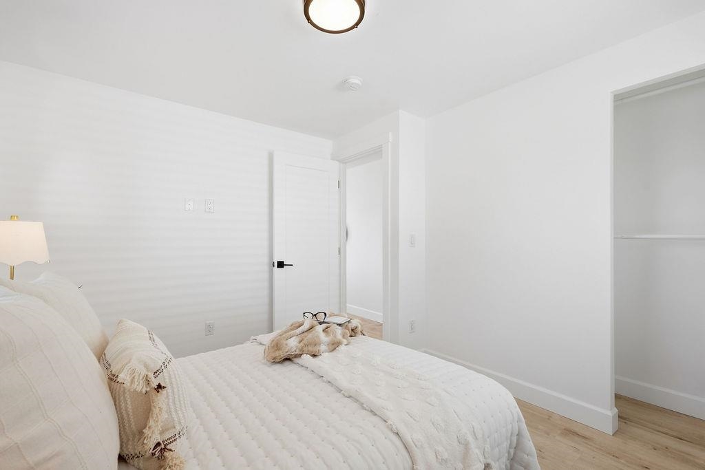 5629 N Milton St - Photo 11