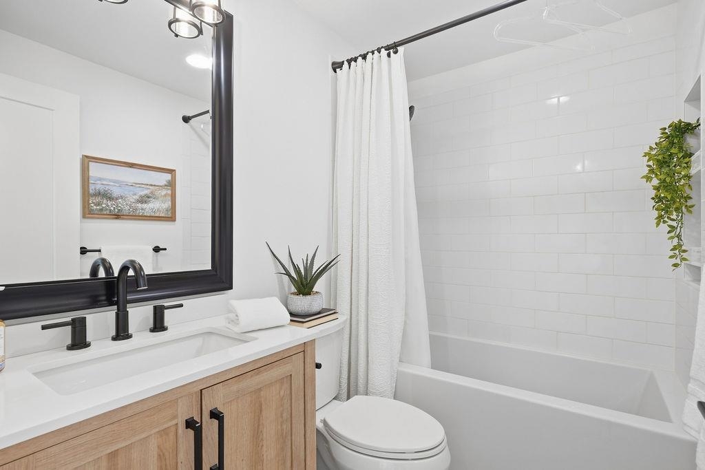 5629 N Milton St - Photo 13
