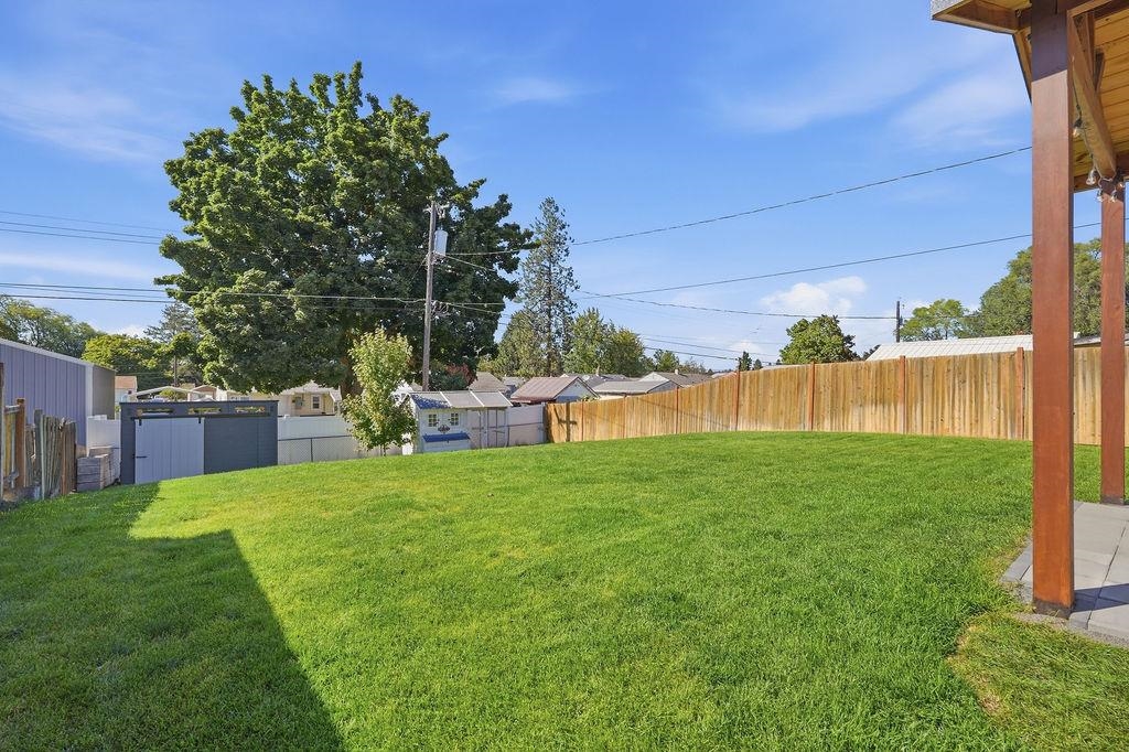 5629 N Milton St - Photo 33
