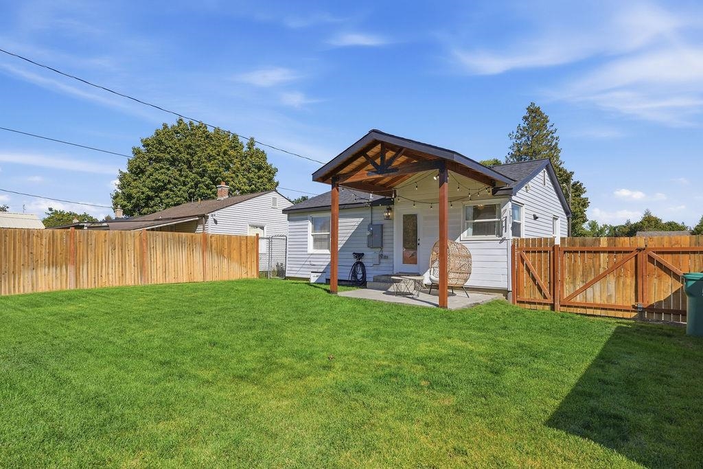 5629 N Milton St - Photo 37