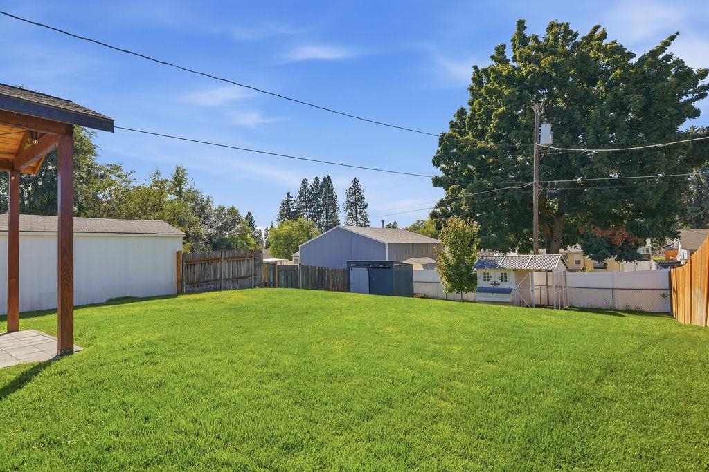 5629 N Milton St - Photo 38