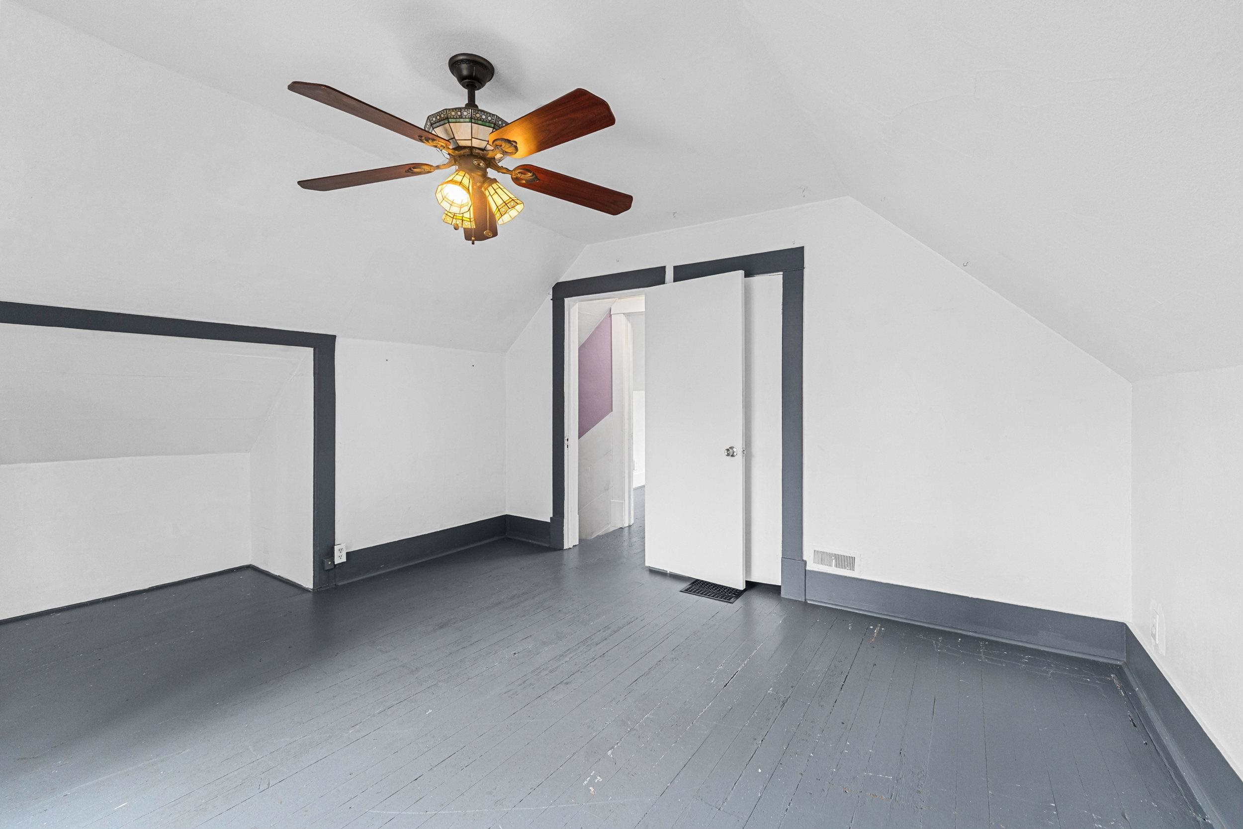 1418 S Milton St - Photo 33