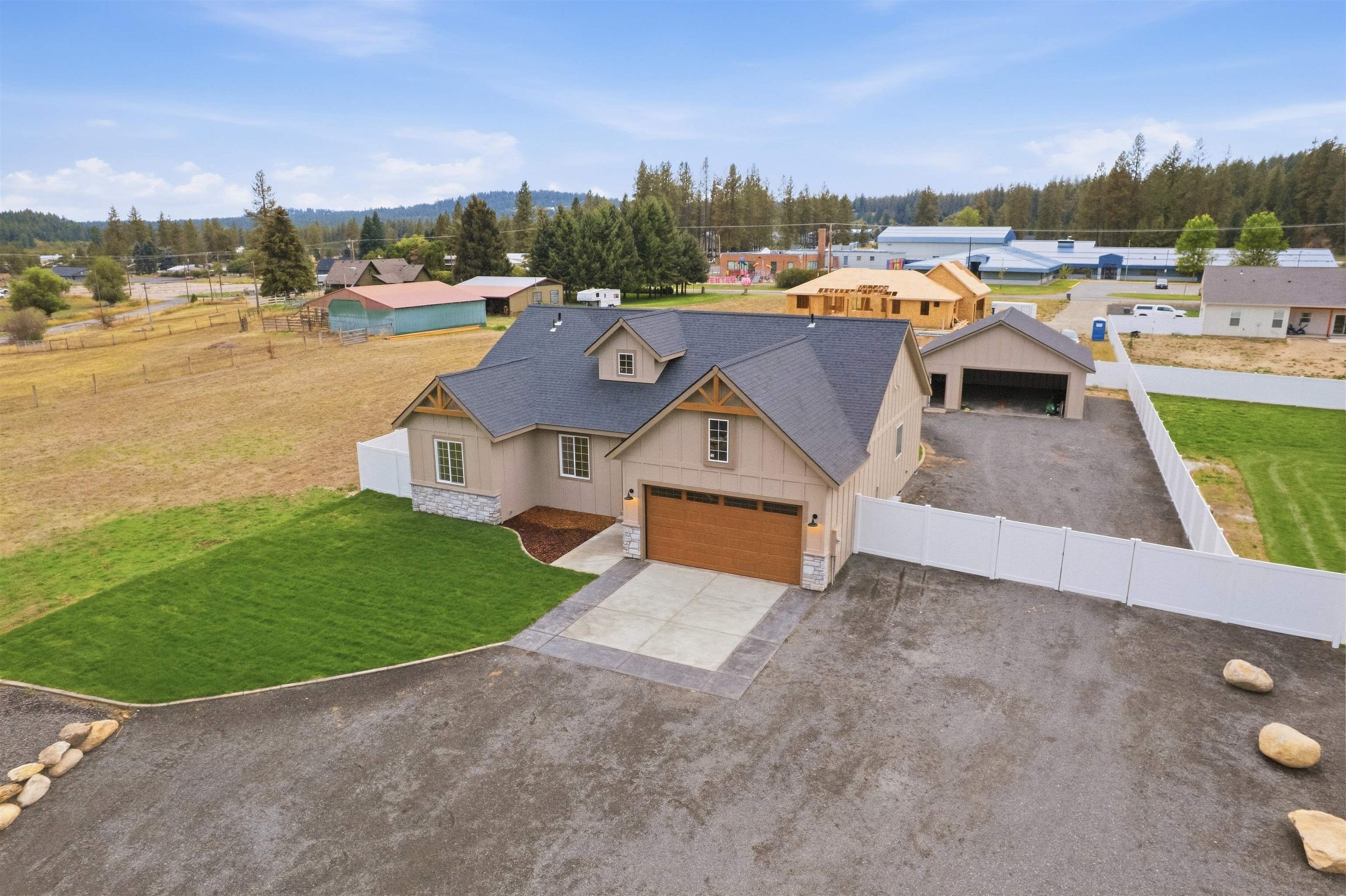 25811 N Chattaroy Cir - Photo 5