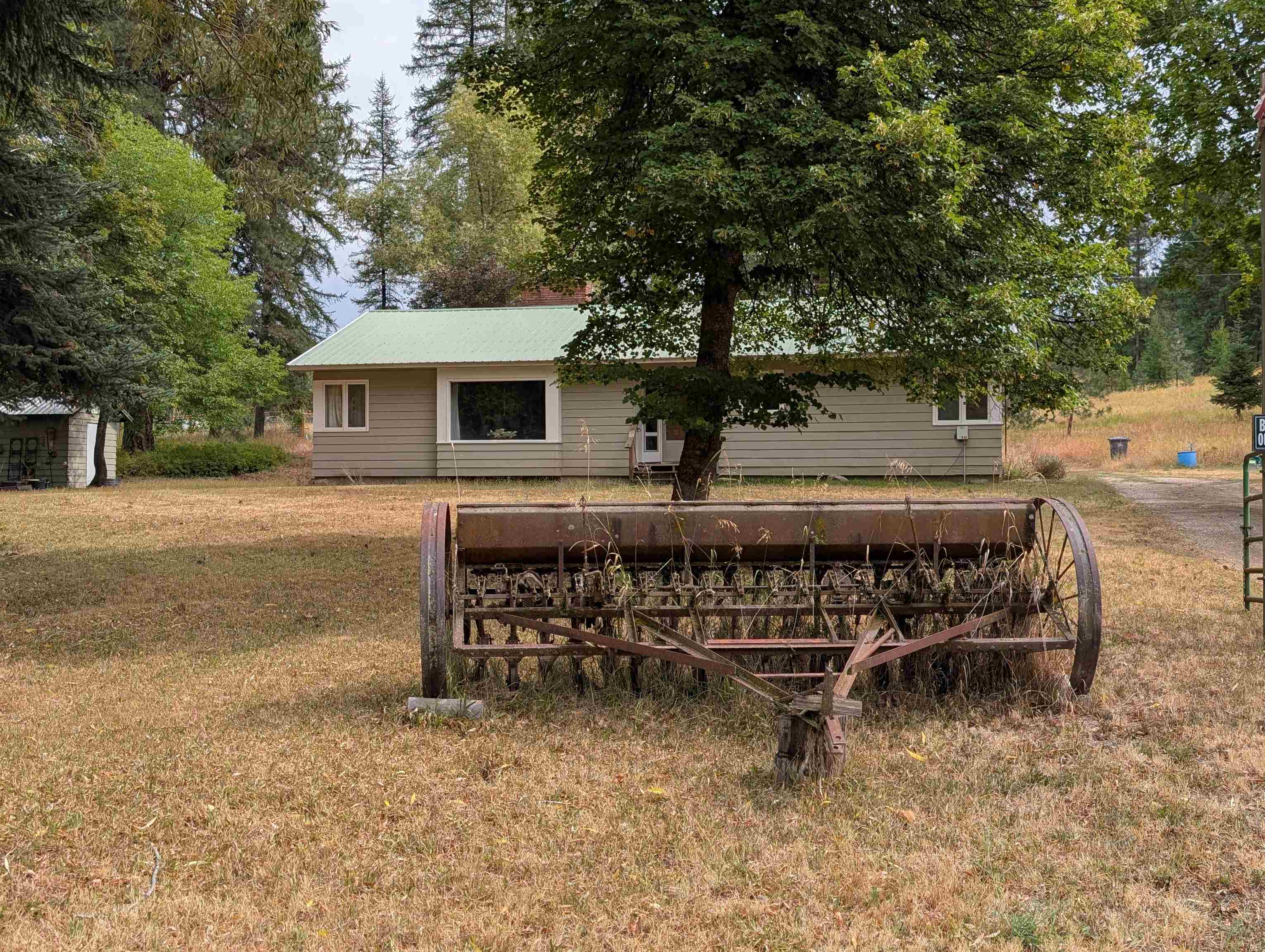 4439 Whittier Rd - Photo 1