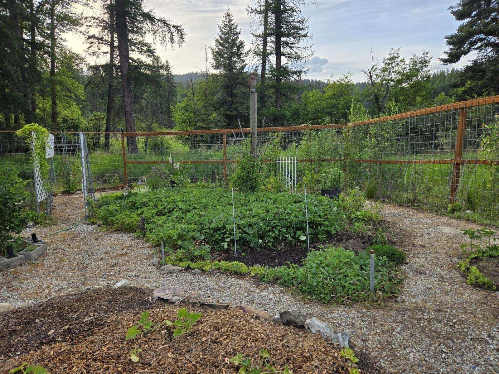 4439 Whittier Rd - Photo 45