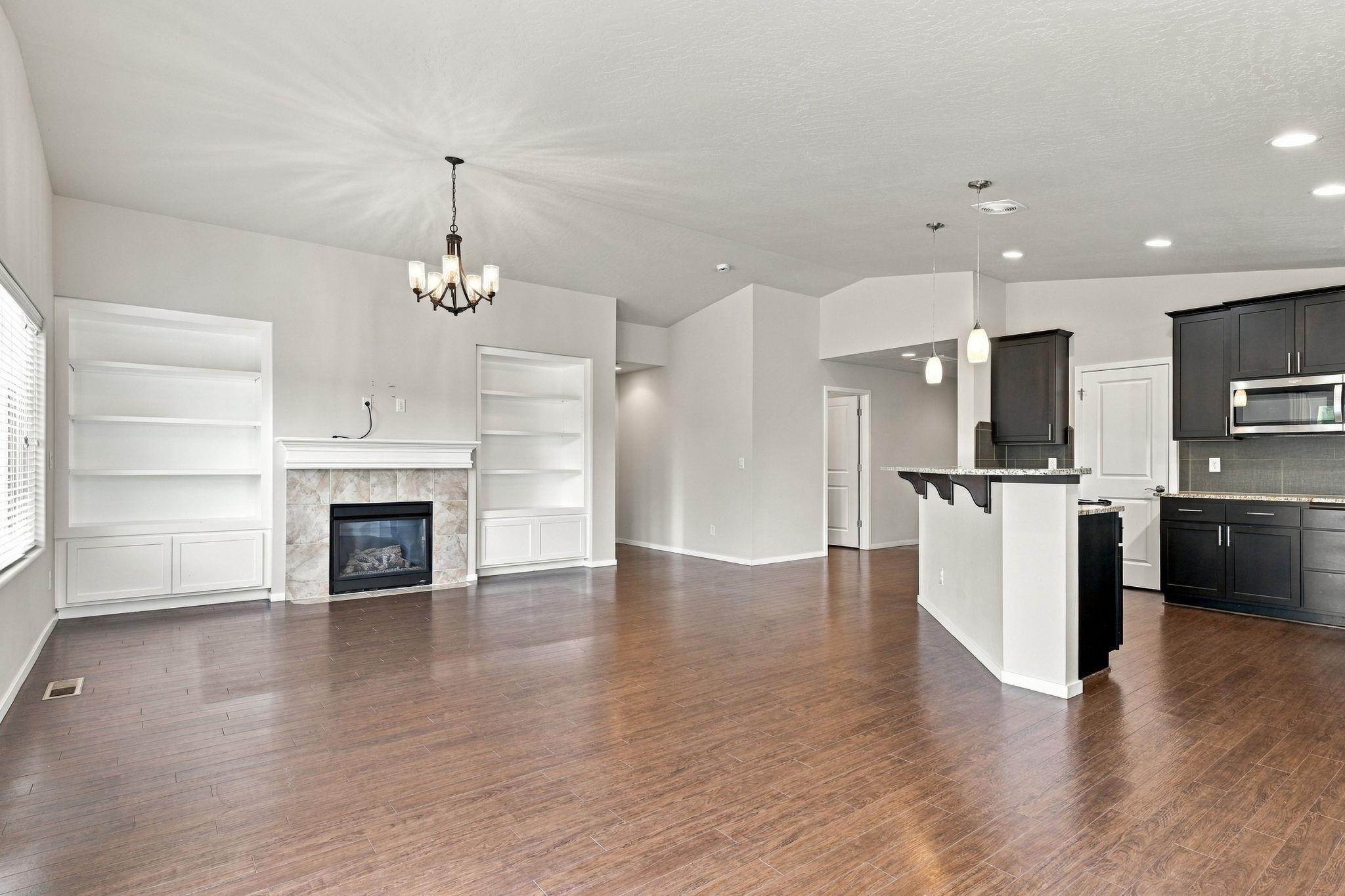 9330 N Rosebury Ln - Photo 2