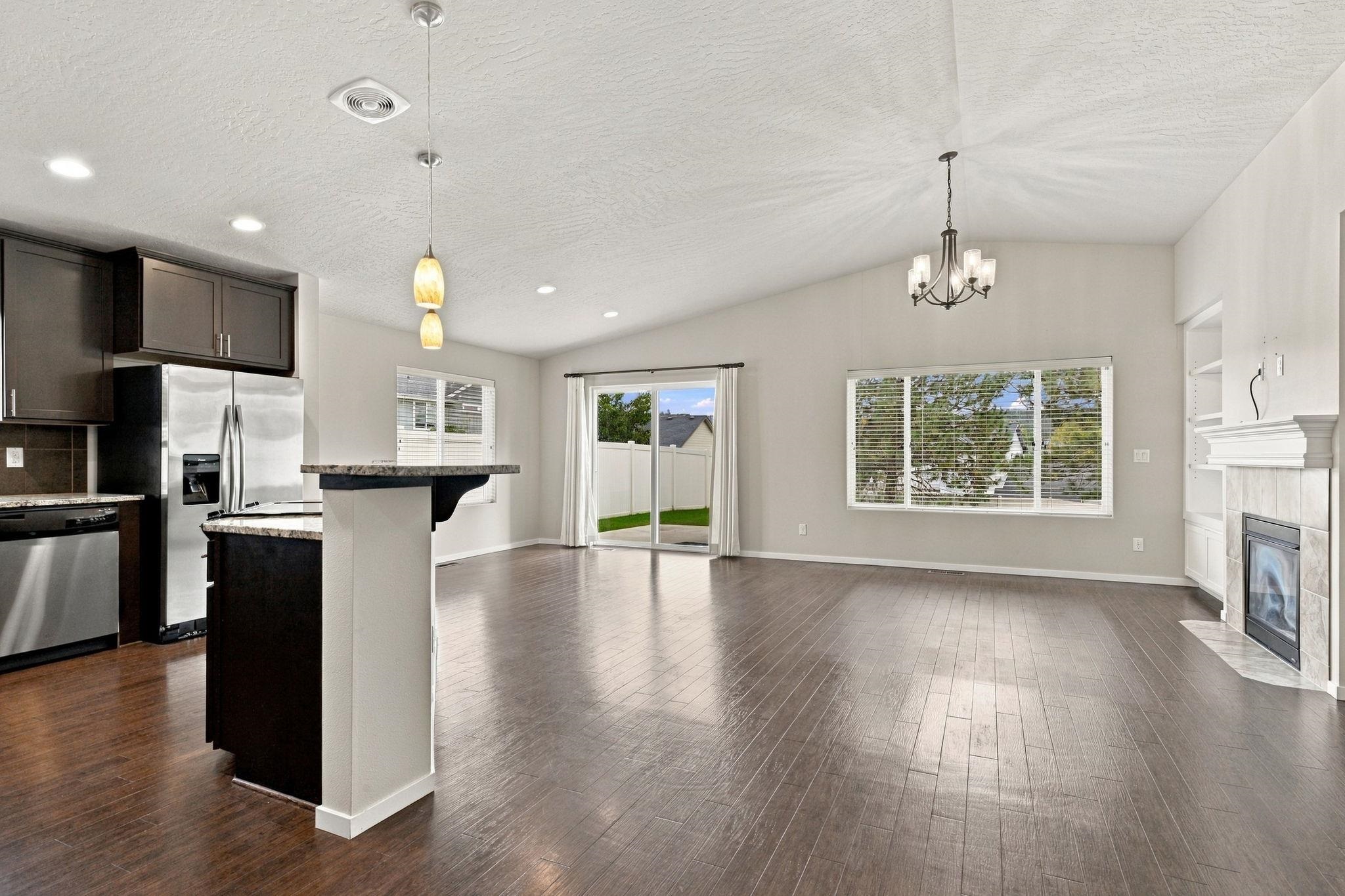 9330 N Rosebury Ln - Photo 3