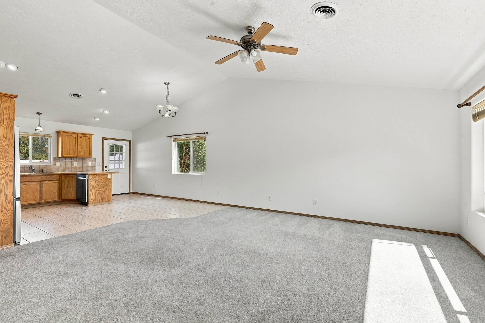 411 E. 7th Ave - Photo 2