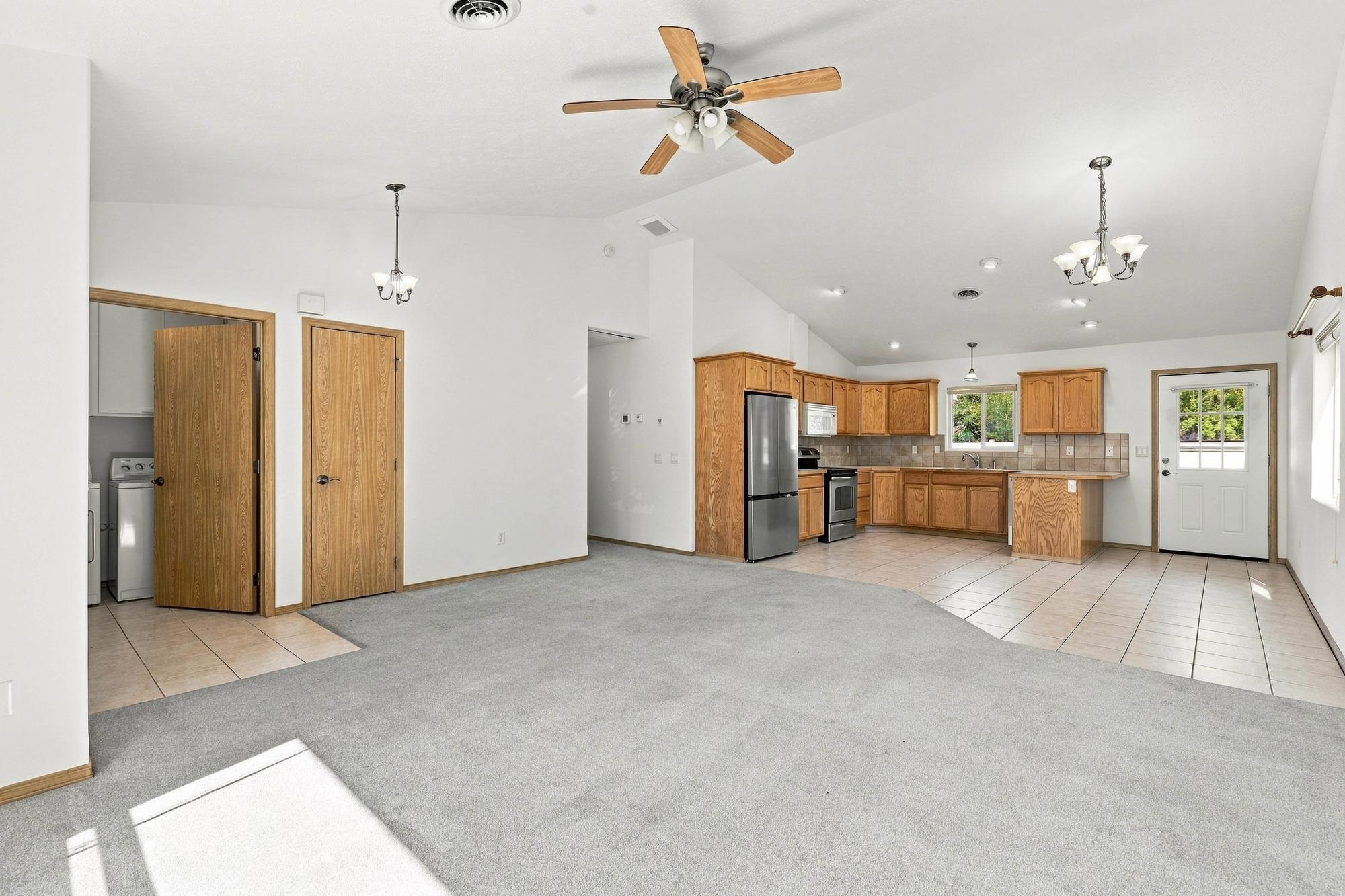 411 E. 7th Ave - Photo 3