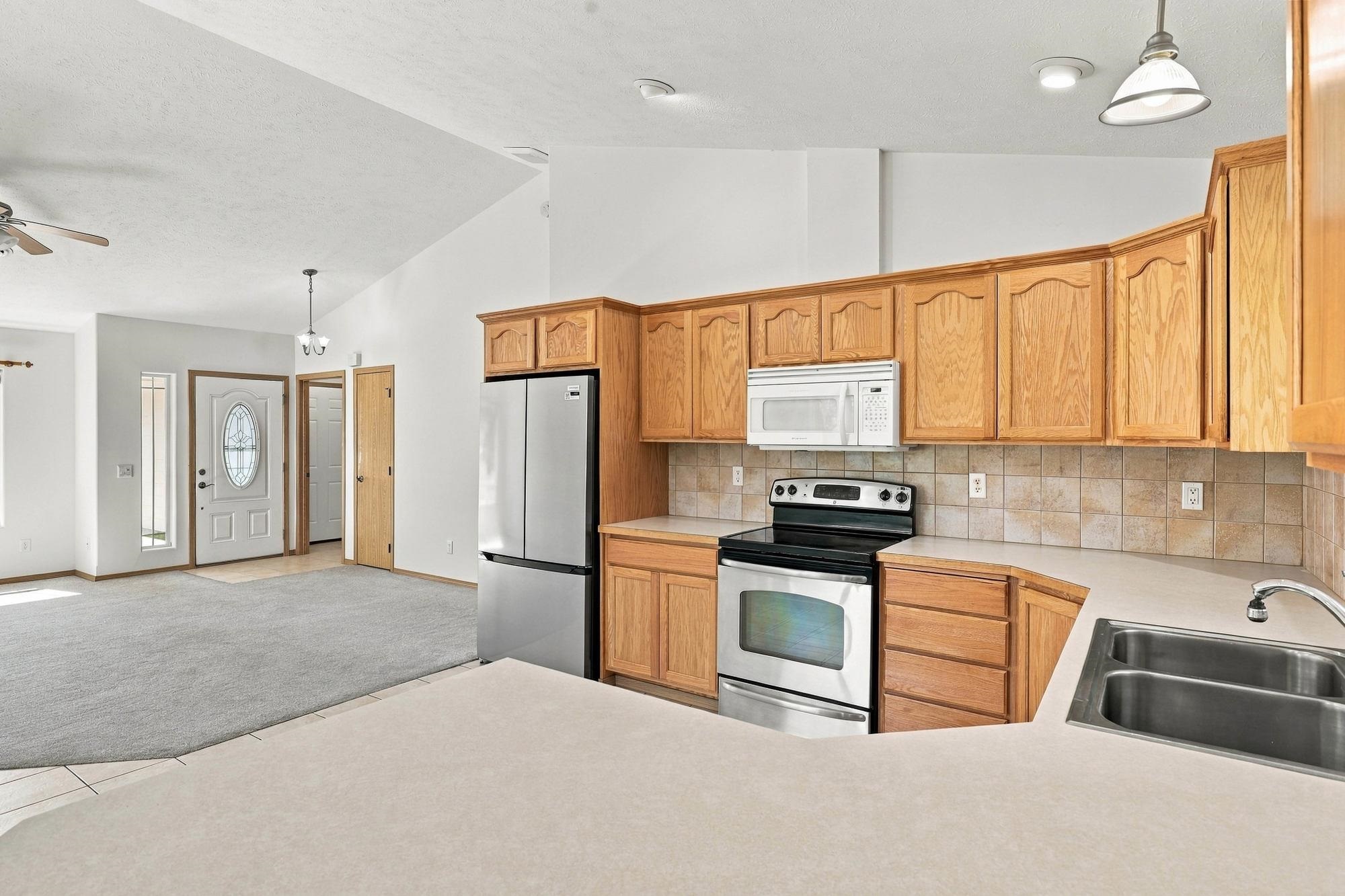 411 E. 7th Ave - Photo 8