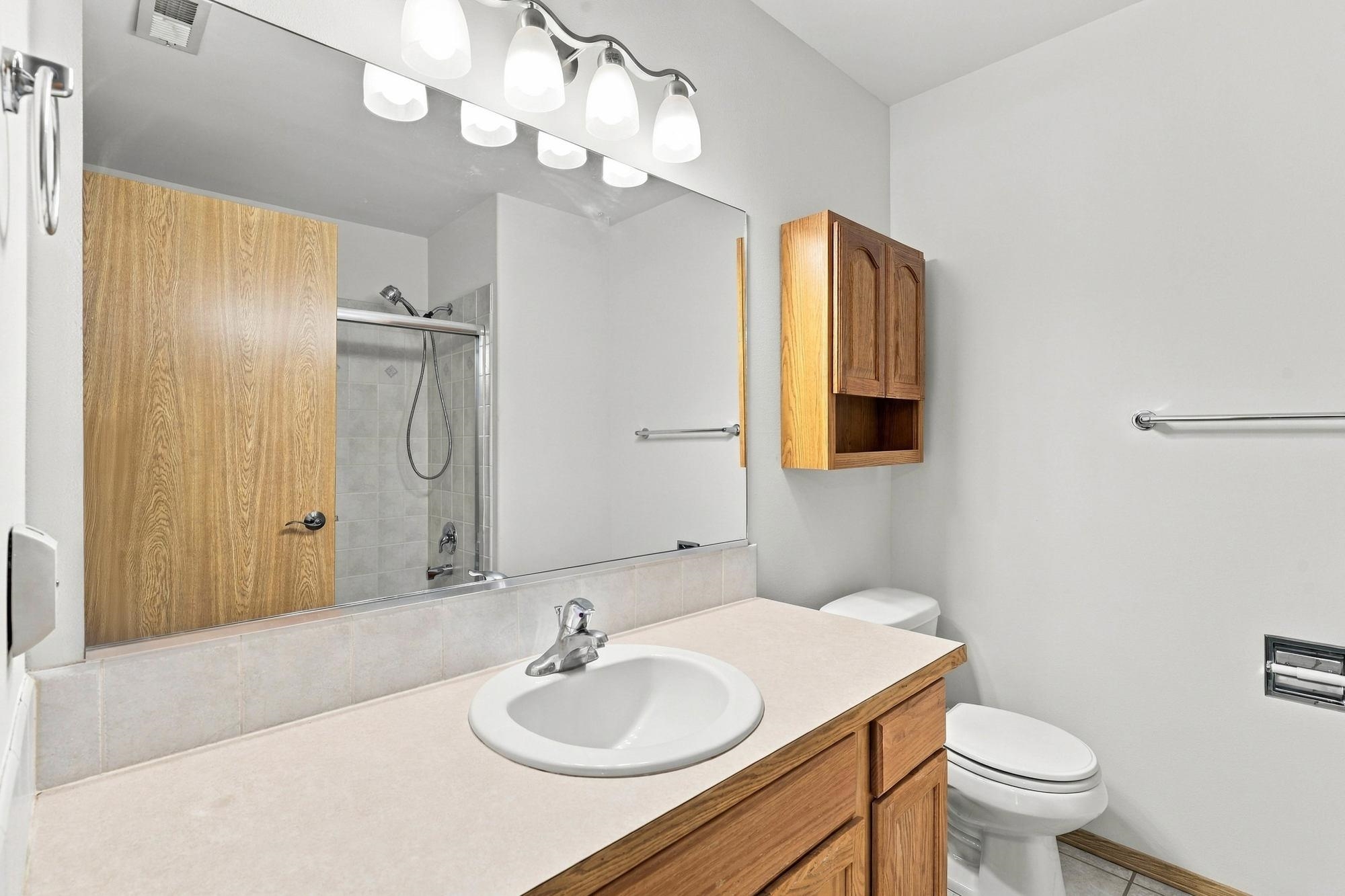 411 E. 7th Ave - Photo 16