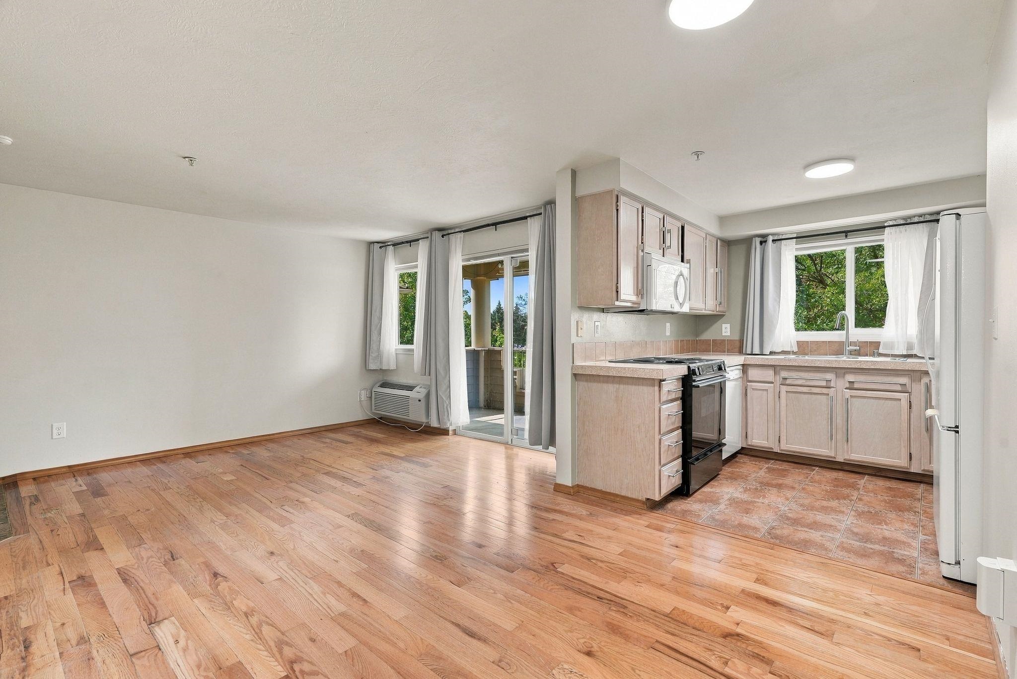 639 N Riverpoint Blvd - Photo 4