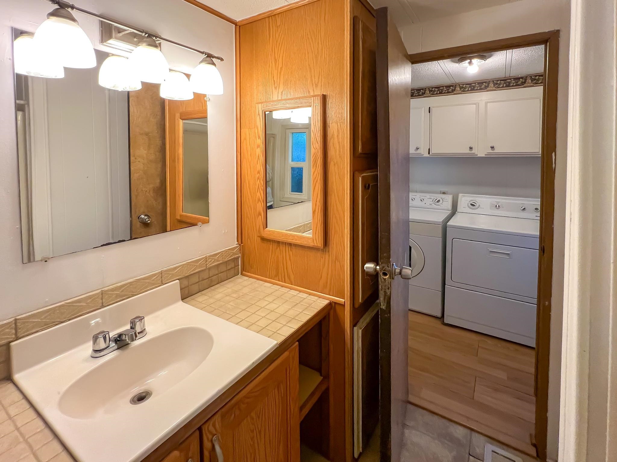 1165 S Grand Ave - Photo 16