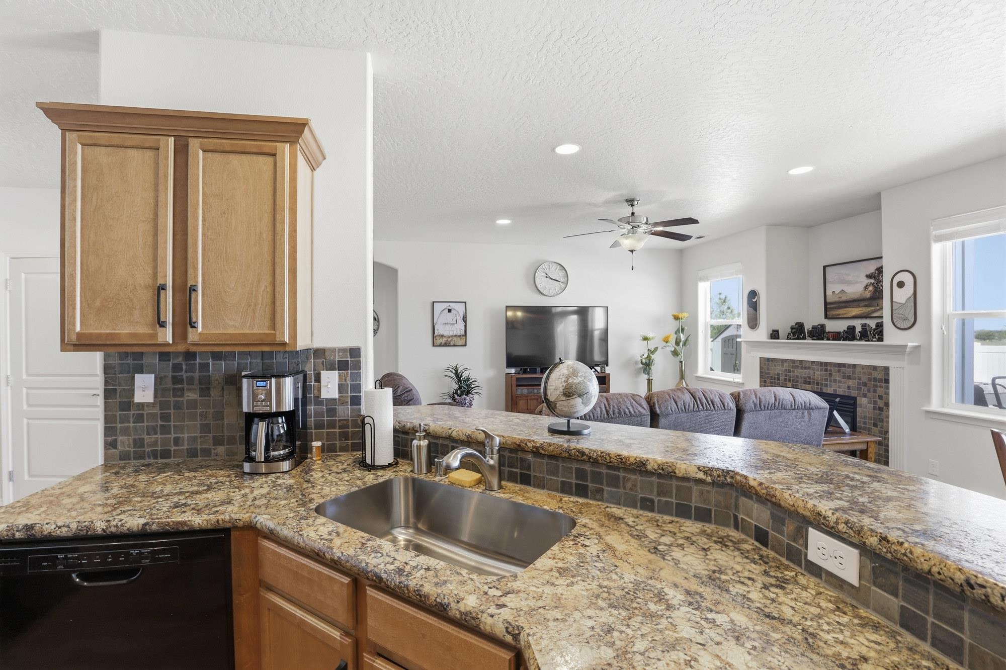 12802 W 1st Ave - Photo 15