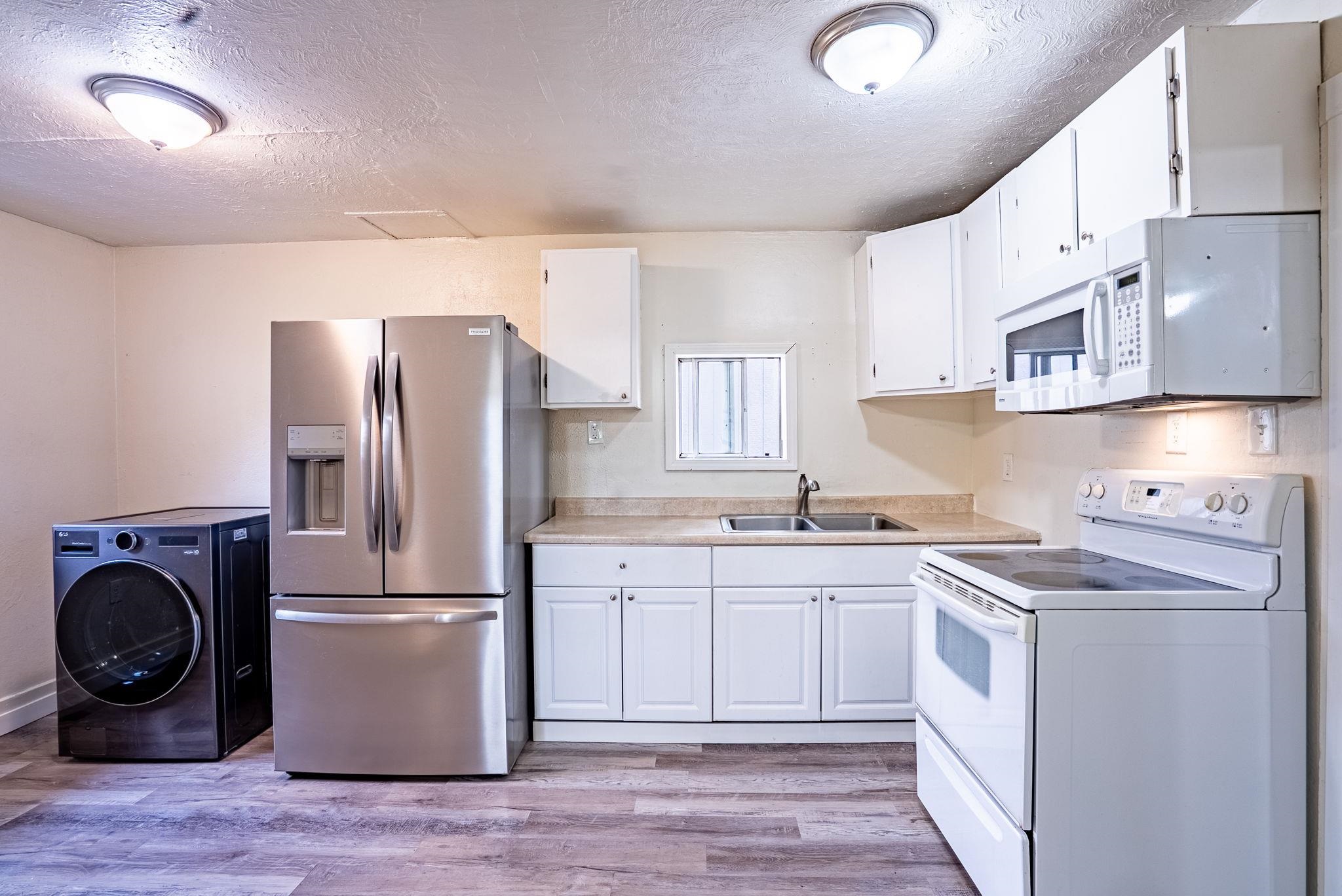 614 E Gordon Ave - Photo 4