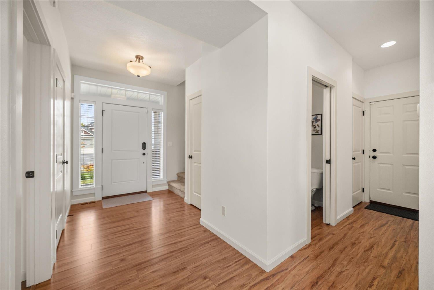 5503 S Oakridge Dr - Photo 4