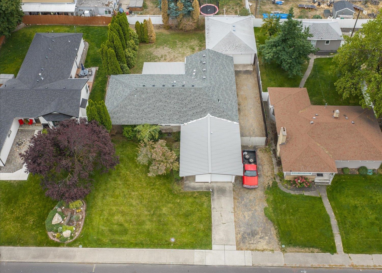515 W Nebraska Ave - Photo 2