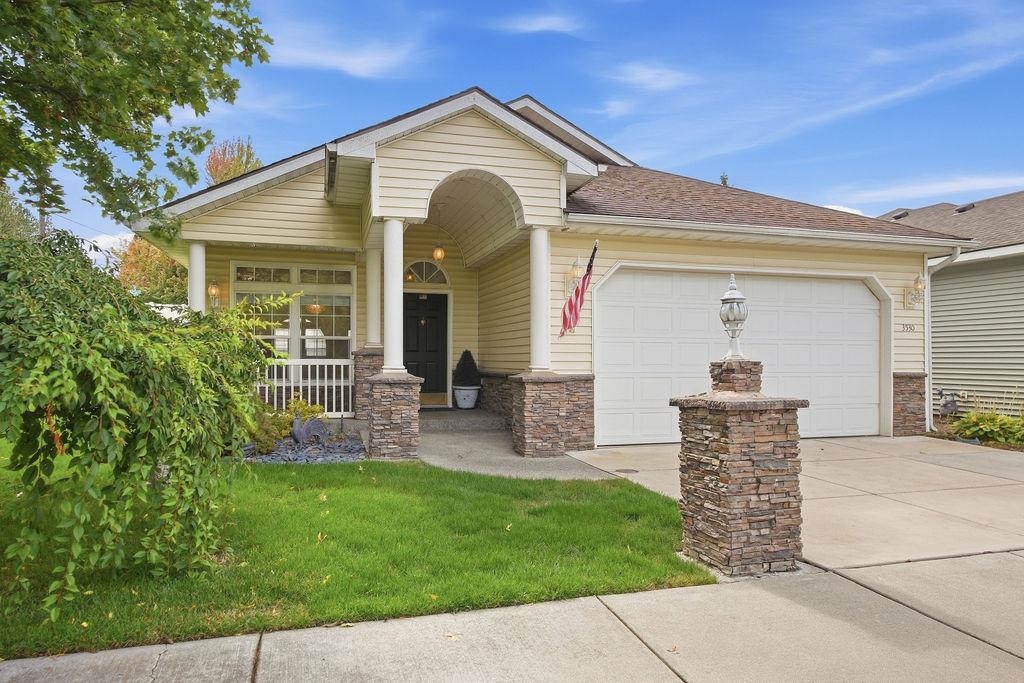 3530 E Carroll Ln - Photo 3