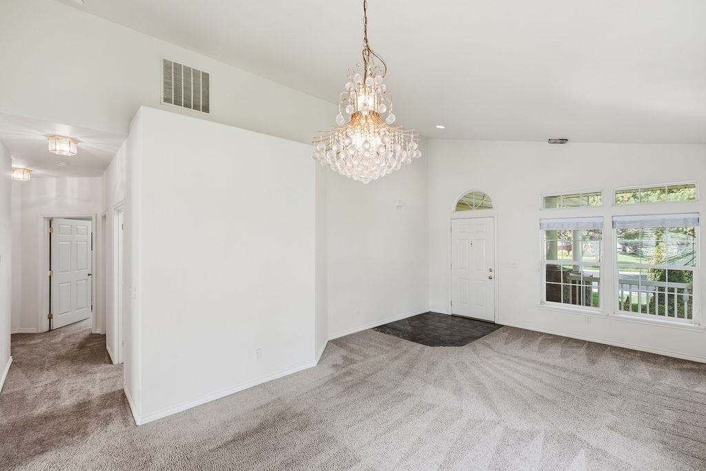 3530 E Carroll Ln - Photo 8