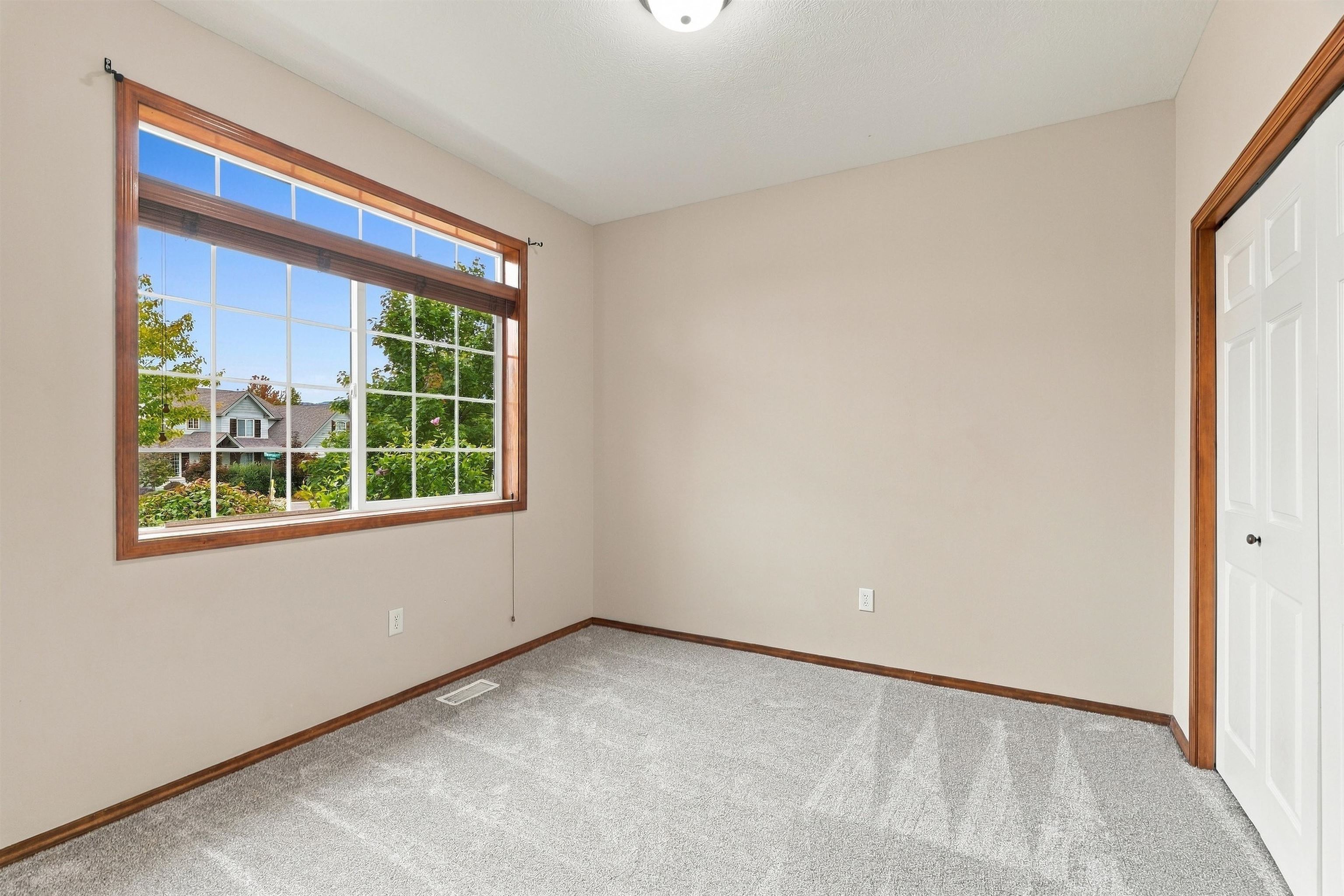 2518 S Viewmont Dr - Photo 22