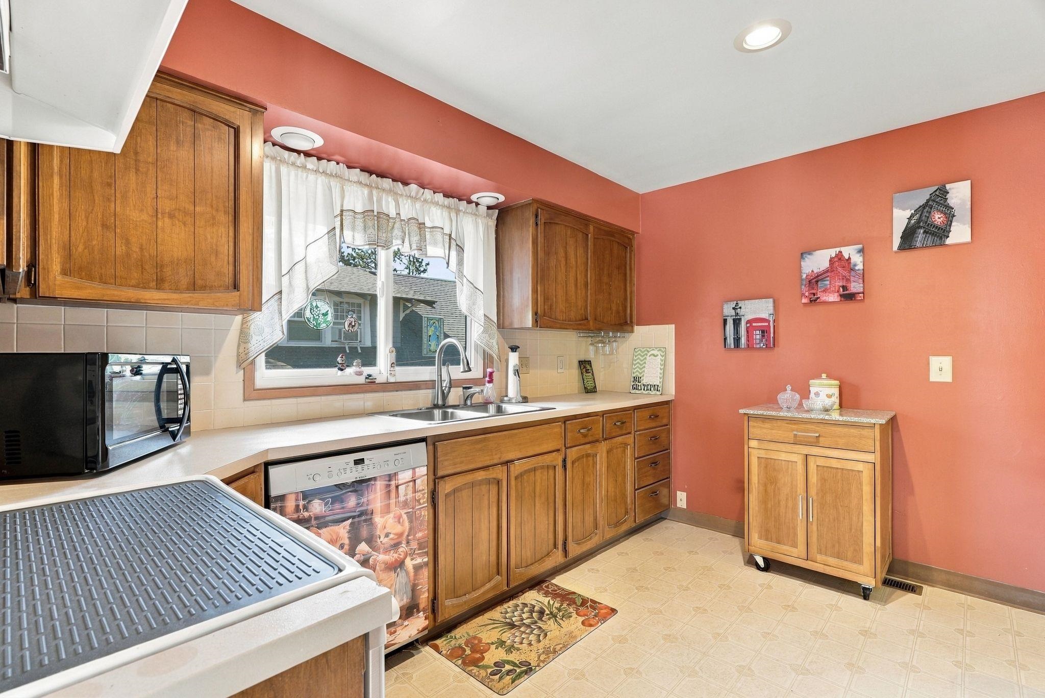 305 E 24th Ave - Photo 11