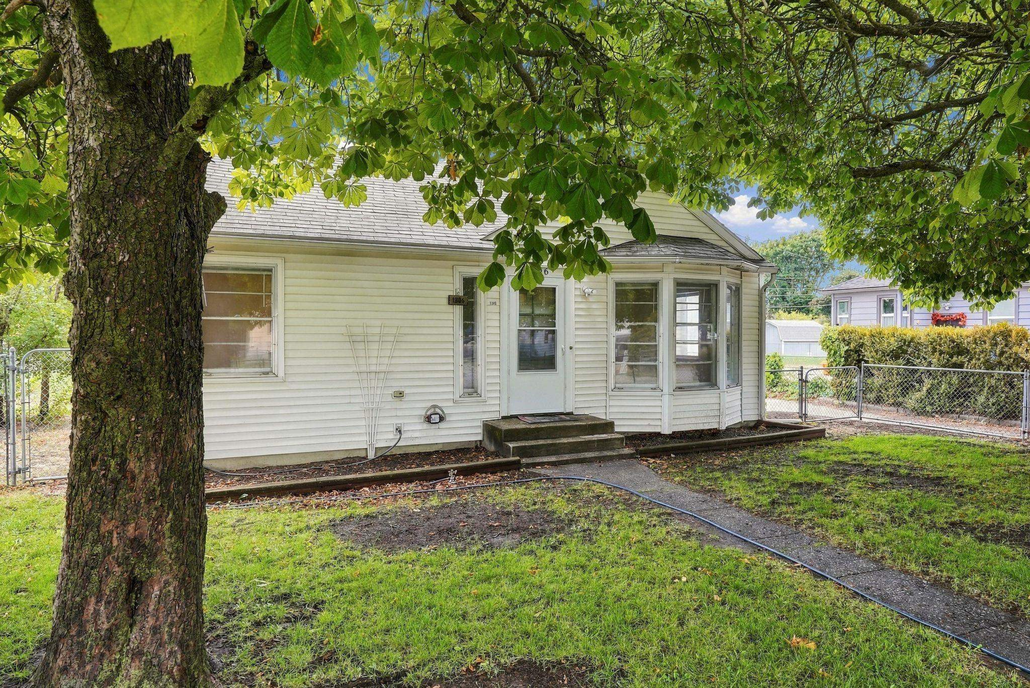 1306 N Farr Rd - Photo 3