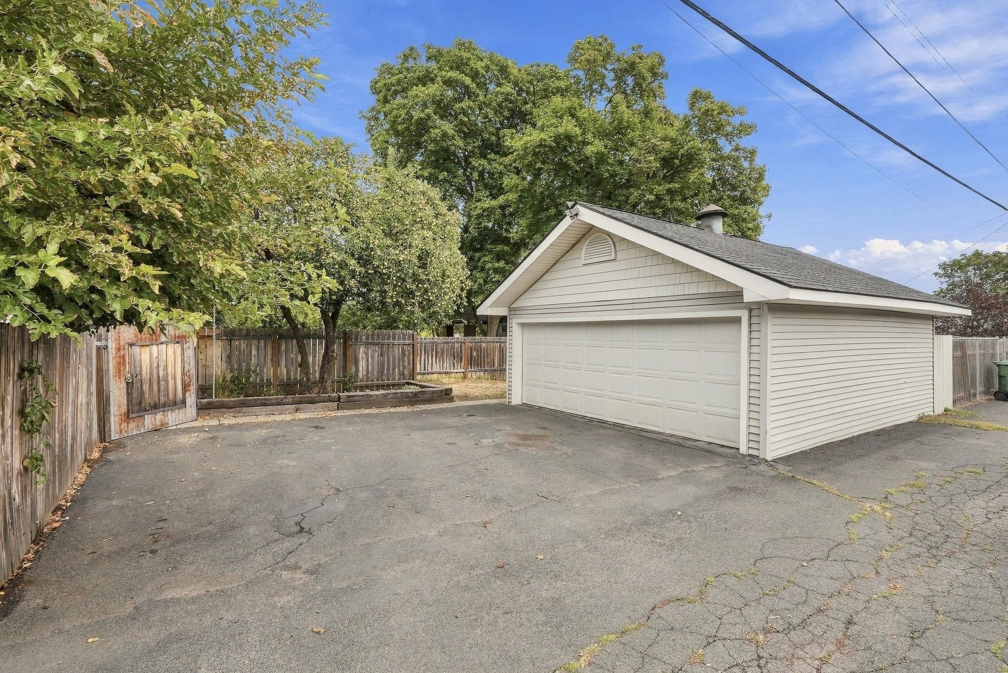 829 W Mansfield Ave - Photo 44