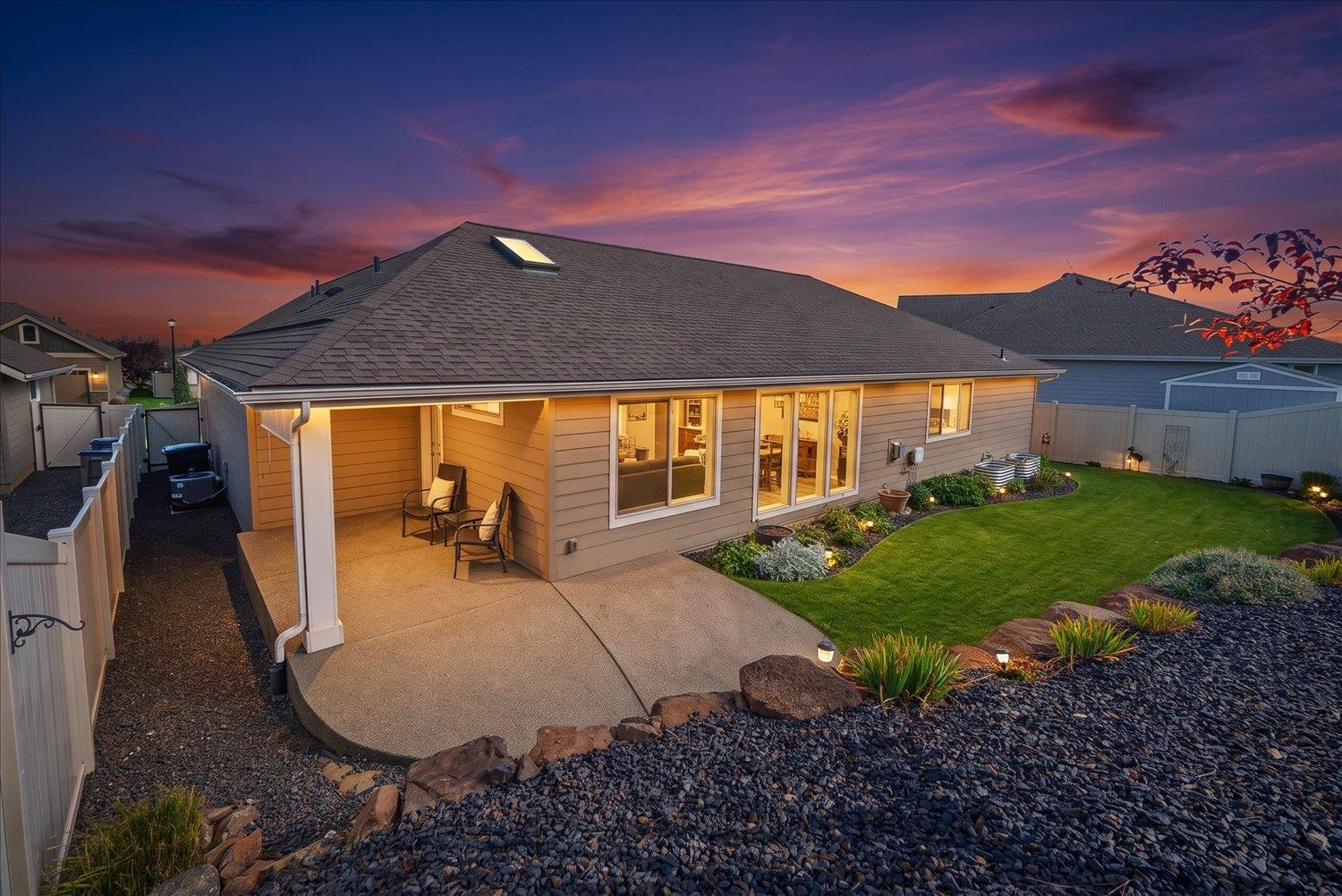 5538 N Radium Ln - Photo 2