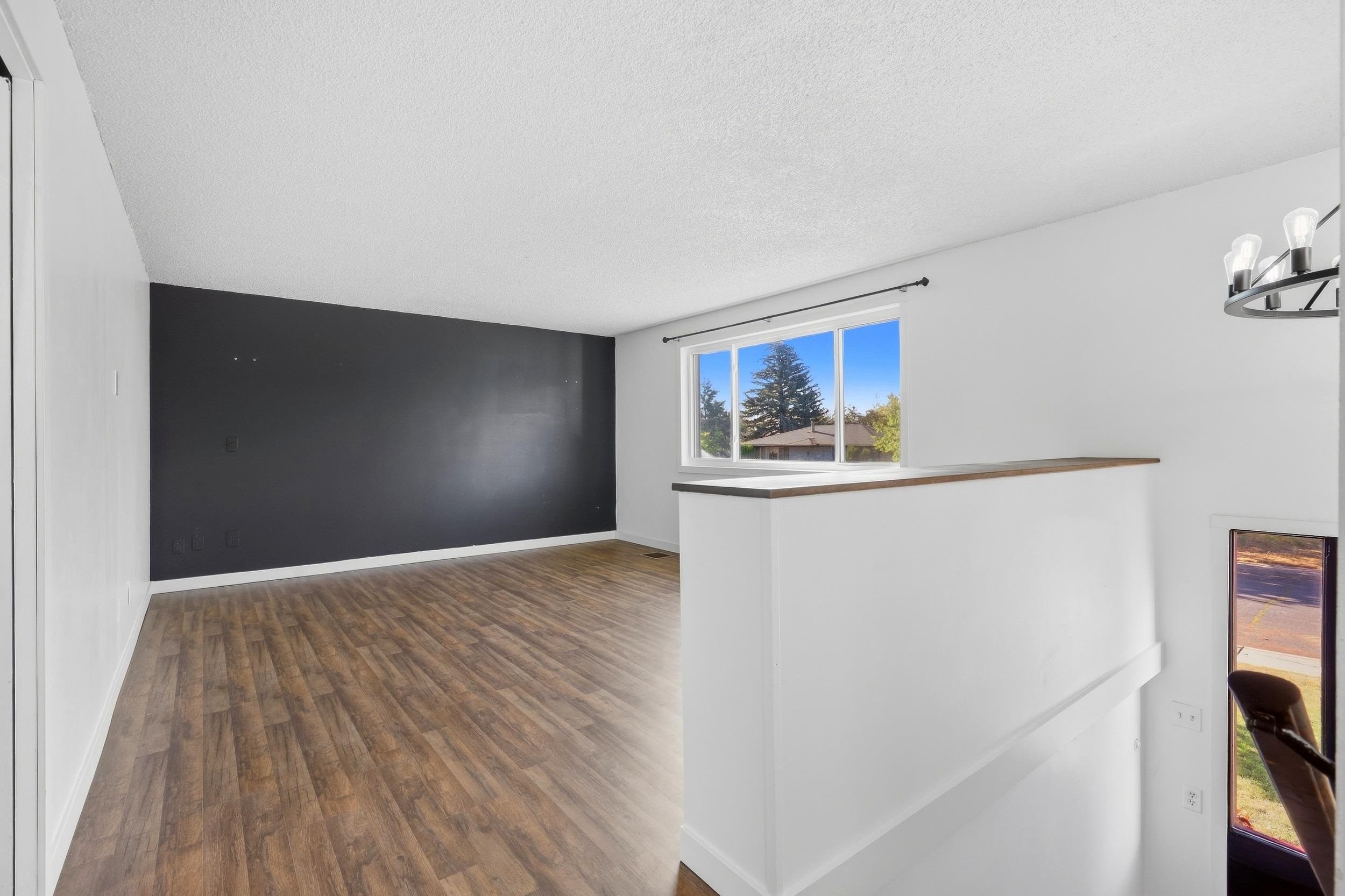 247 Walker Dr - Photo 5
