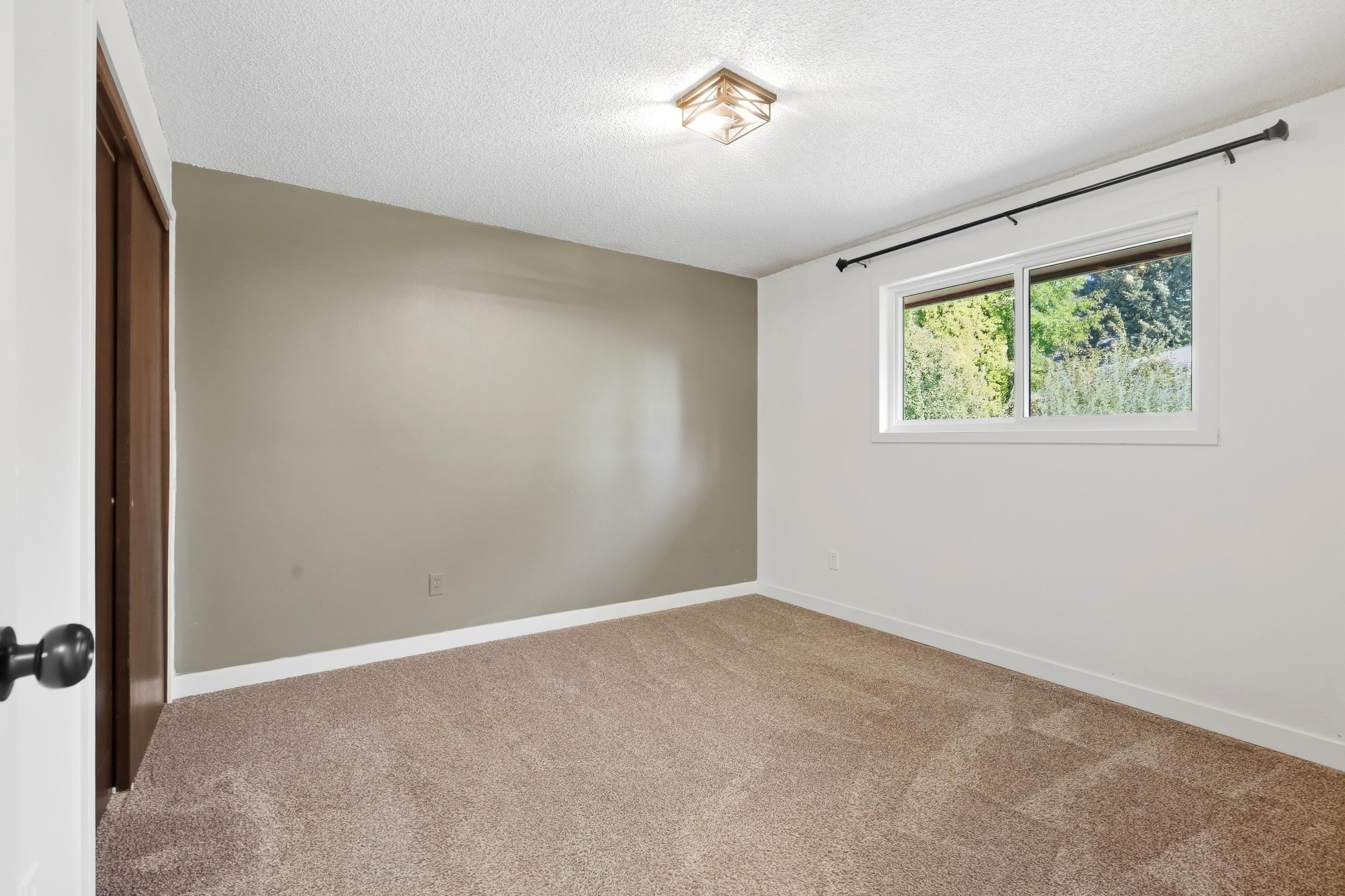 247 Walker Dr - Photo 11