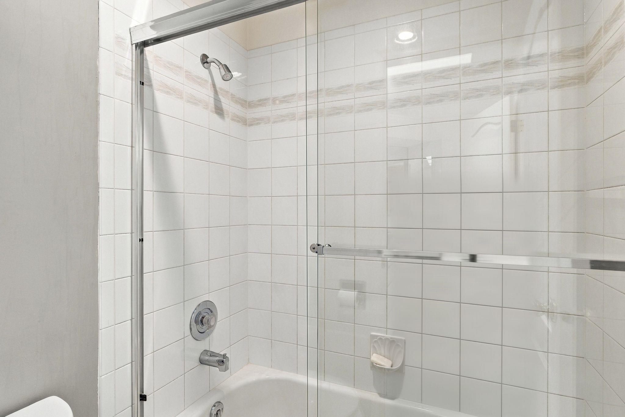 8704 N Kensington Dr - Photo 31
