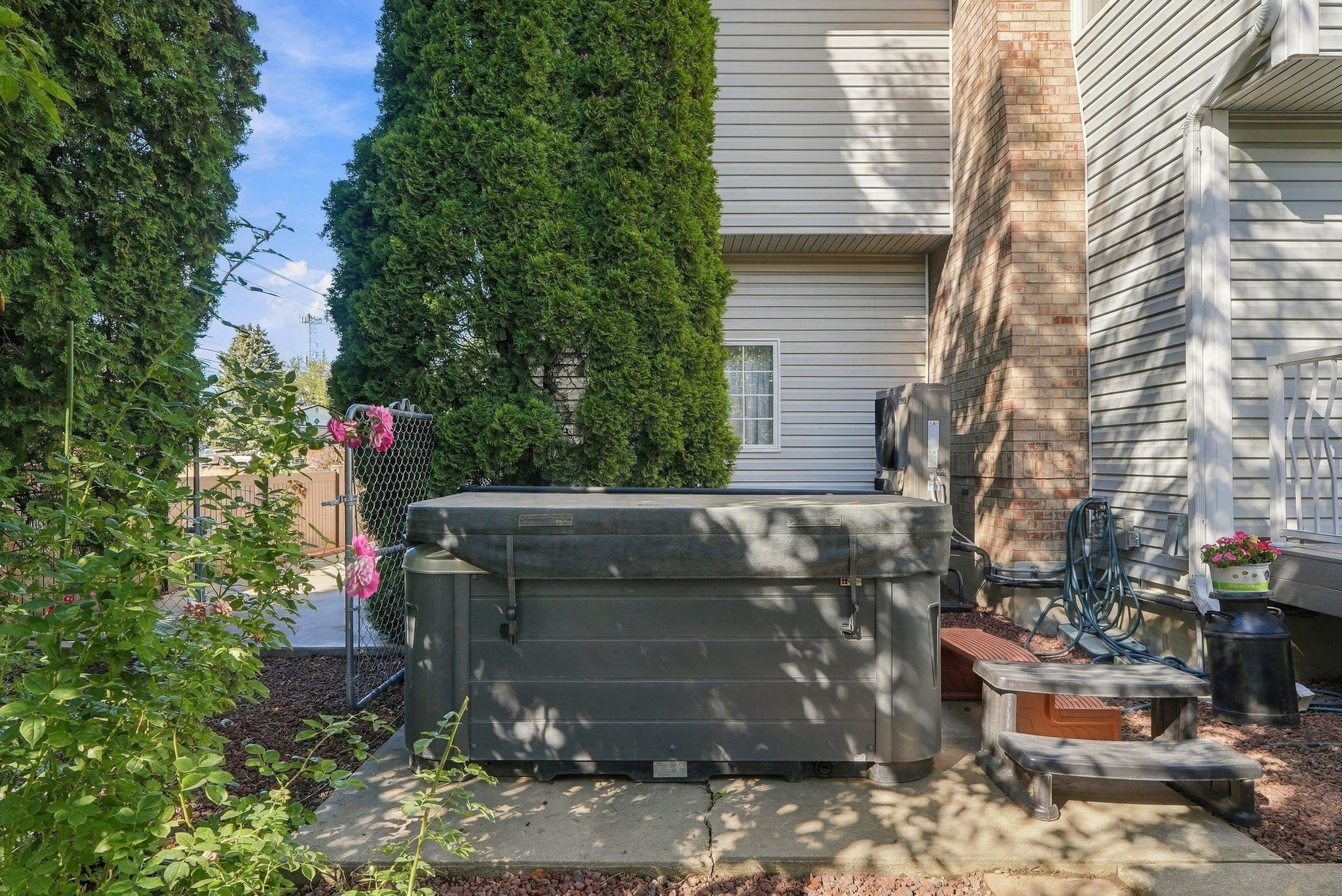 8704 N Kensington Dr - Photo 48