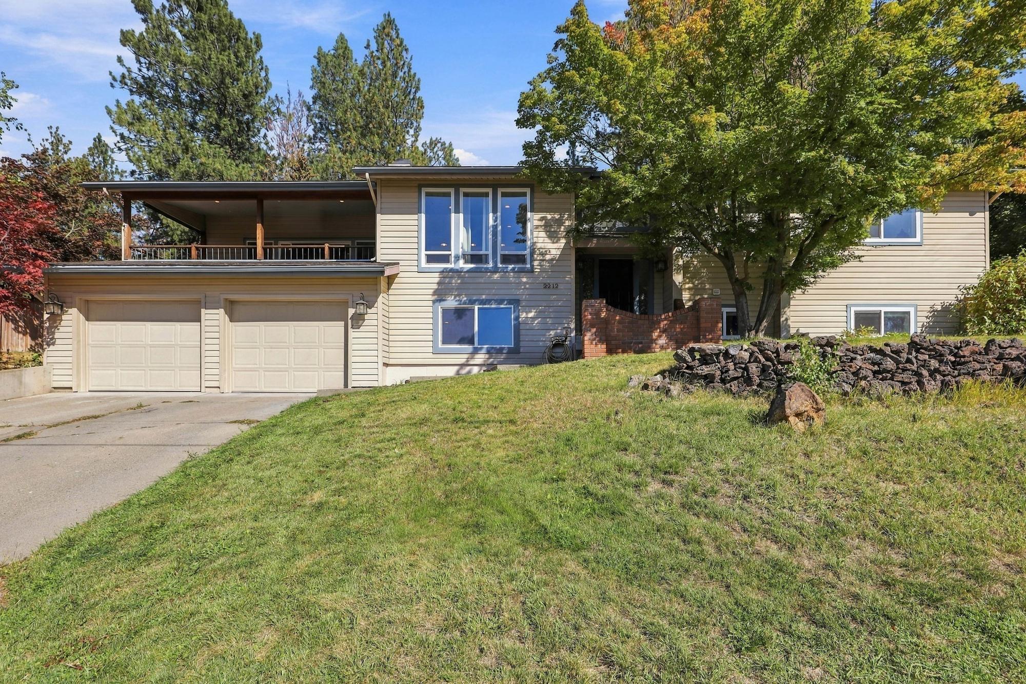 2212 W Weile Ave - Photo 1