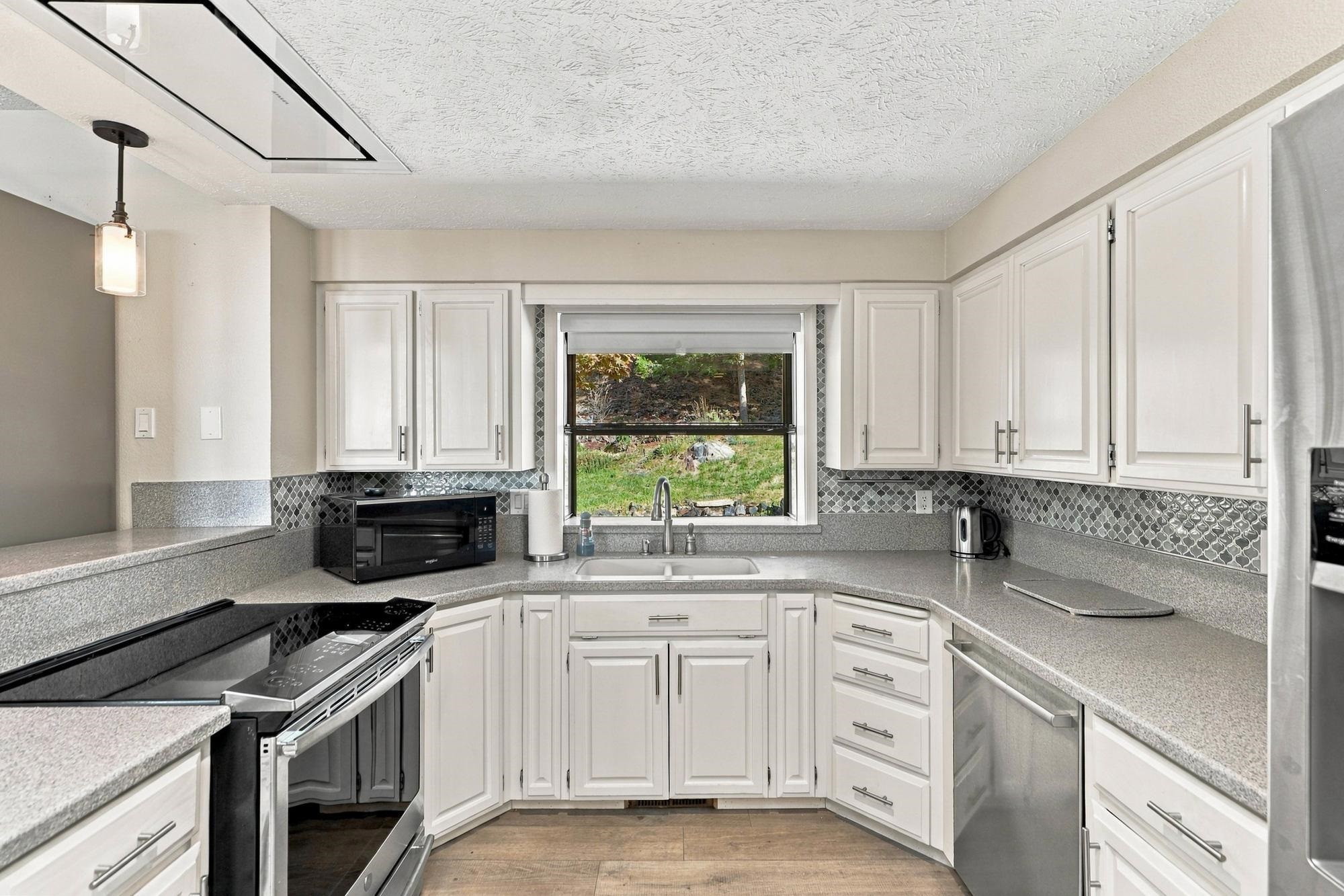 2212 W Weile Ave - Photo 7