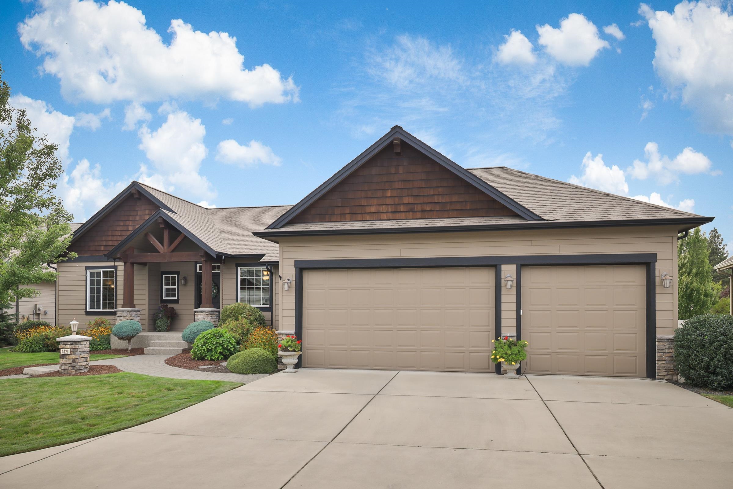 4428 S Mitchell Ln - Photo 2