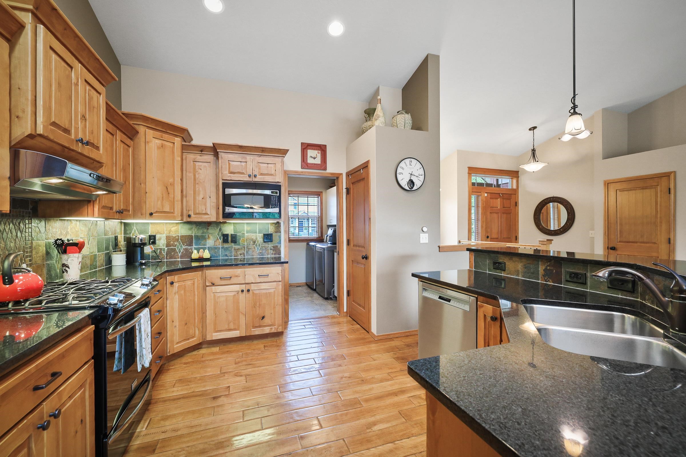 4428 S Mitchell Ln - Photo 10
