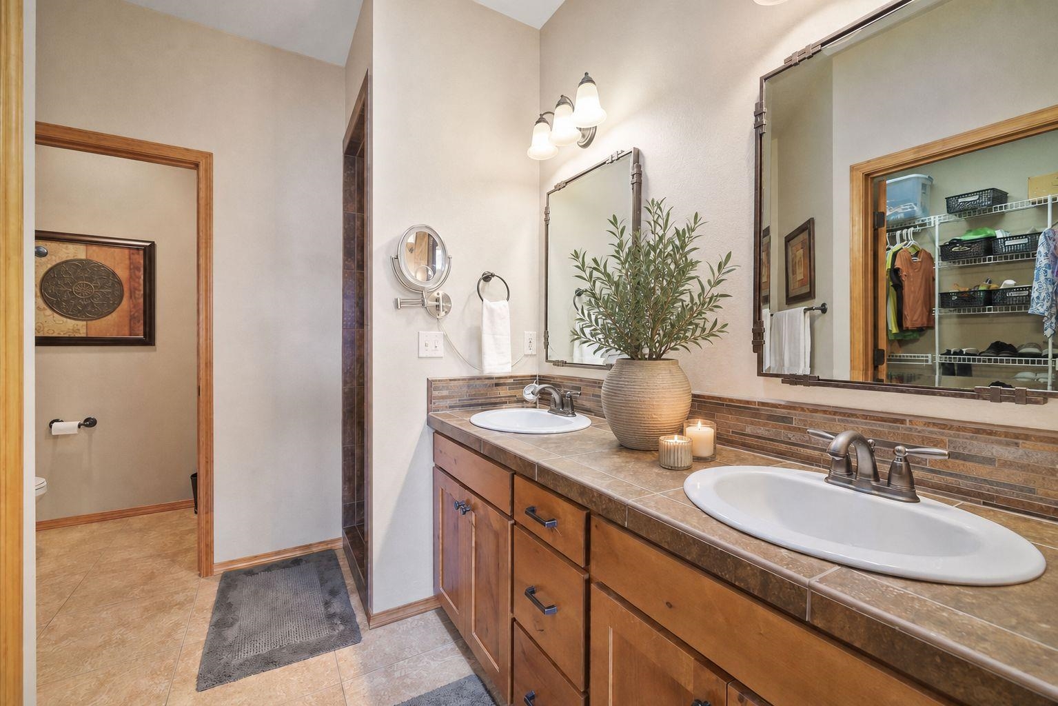 4428 S Mitchell Ln - Photo 15