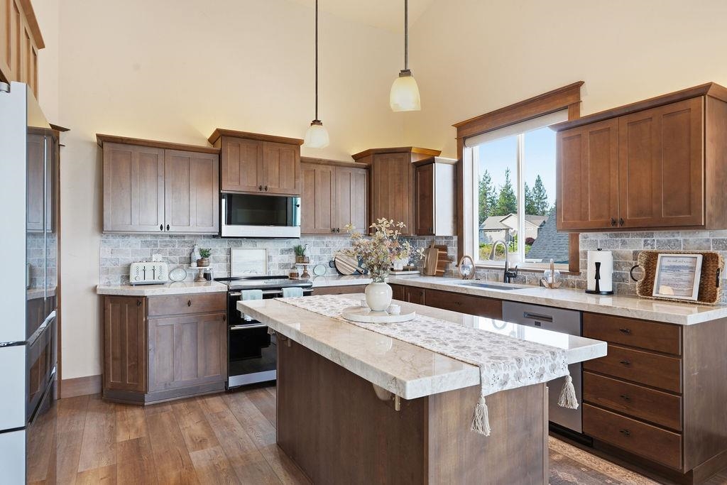 1211 E Quartz Ln - Photo 8