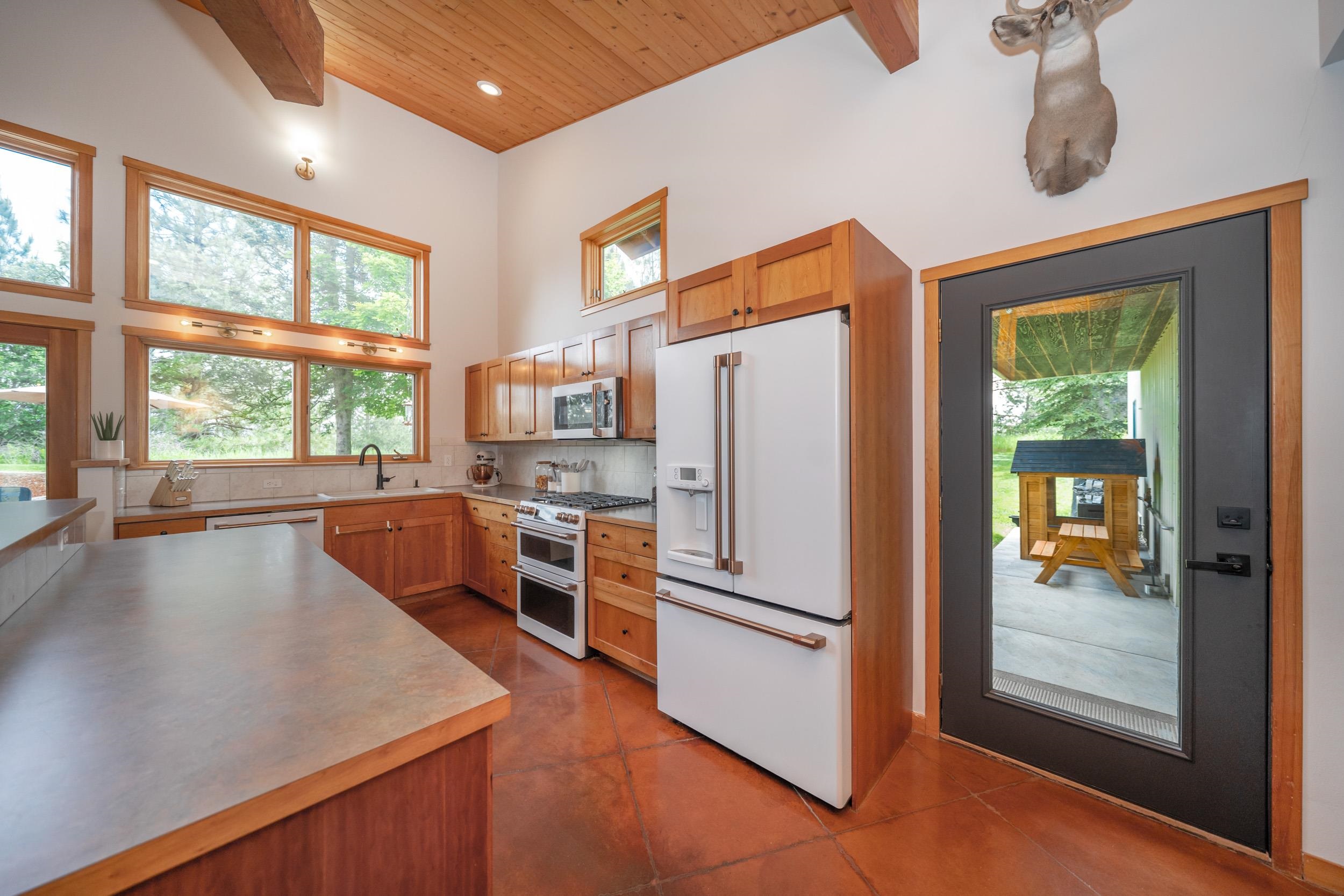 1616 E Whispering Springs Ln - Photo 14