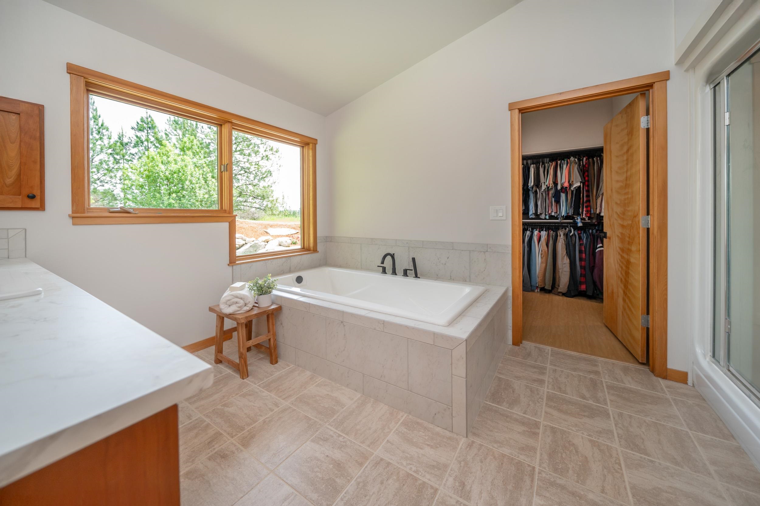 1616 E Whispering Springs Ln - Photo 24