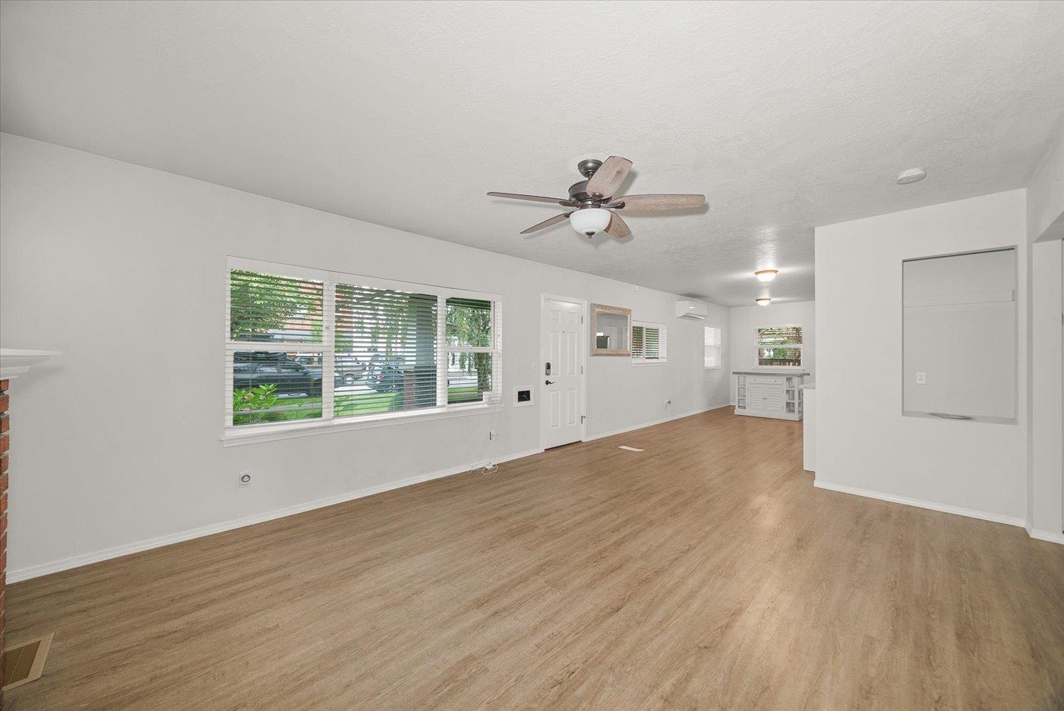 2617 W Fairview Ave - Photo 3